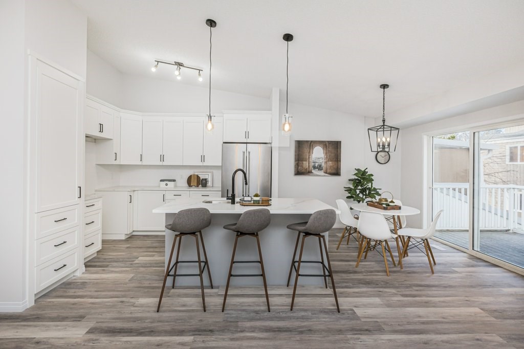 12 3 Poirier Avenue, St. Albert, Alberta, T8N 6M6