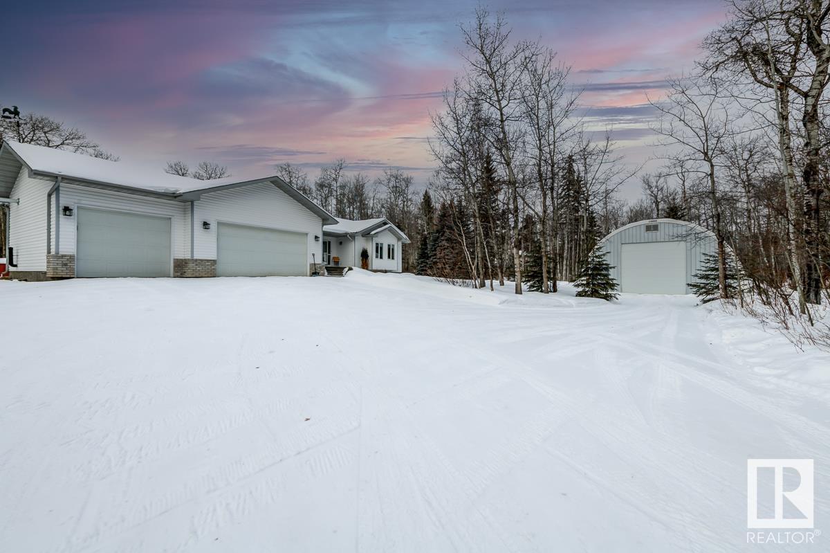 122 52009 RGE RD 214 Rural Strathcona County Alberta