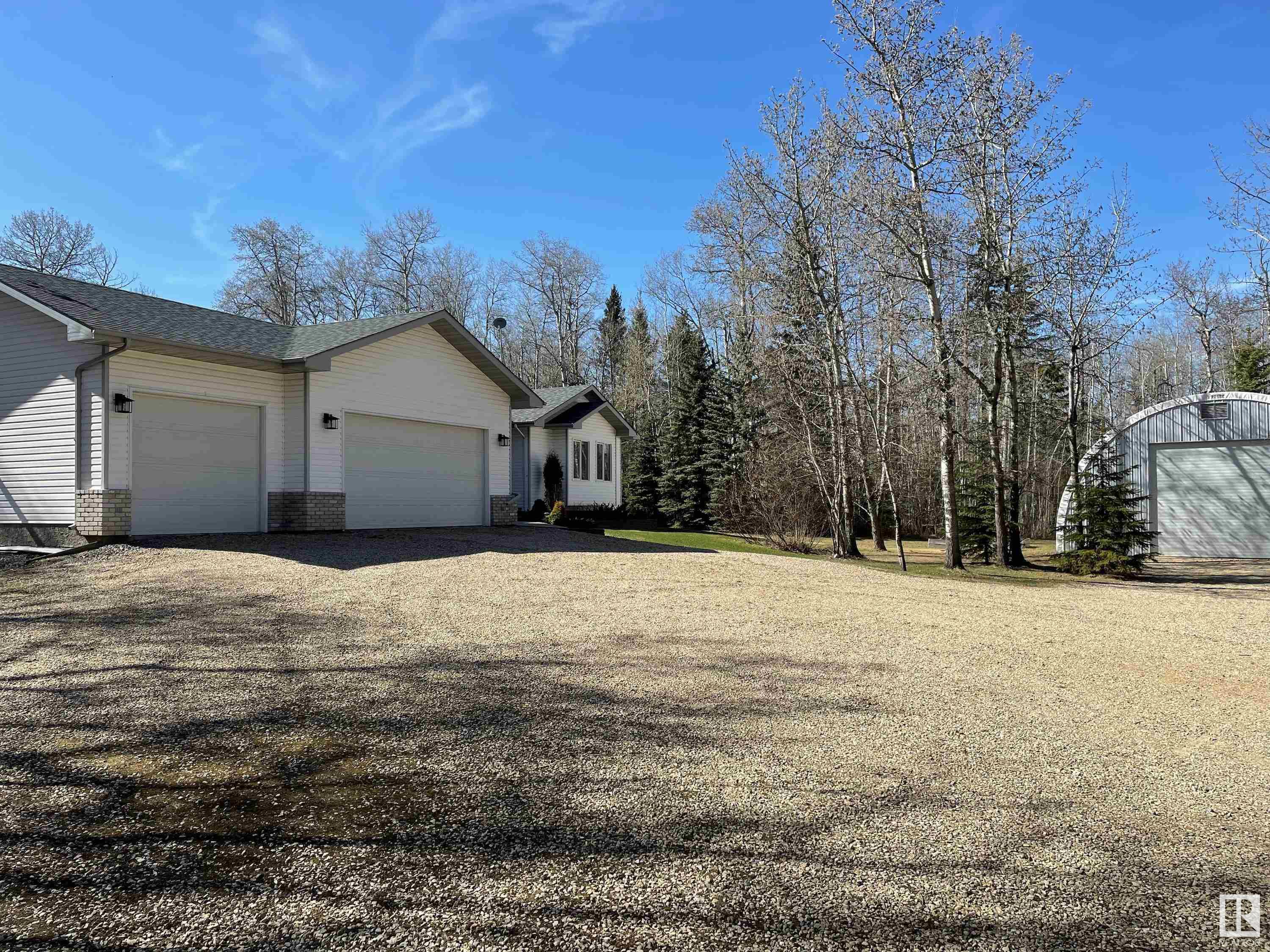 122 52009 RGE RD 214 Rural Strathcona County Alberta