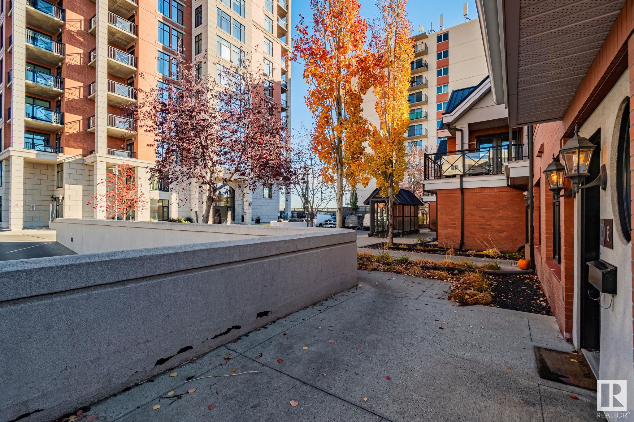 9026 Jasper Avenue, Edmonton, Alberta, T5H 3S8