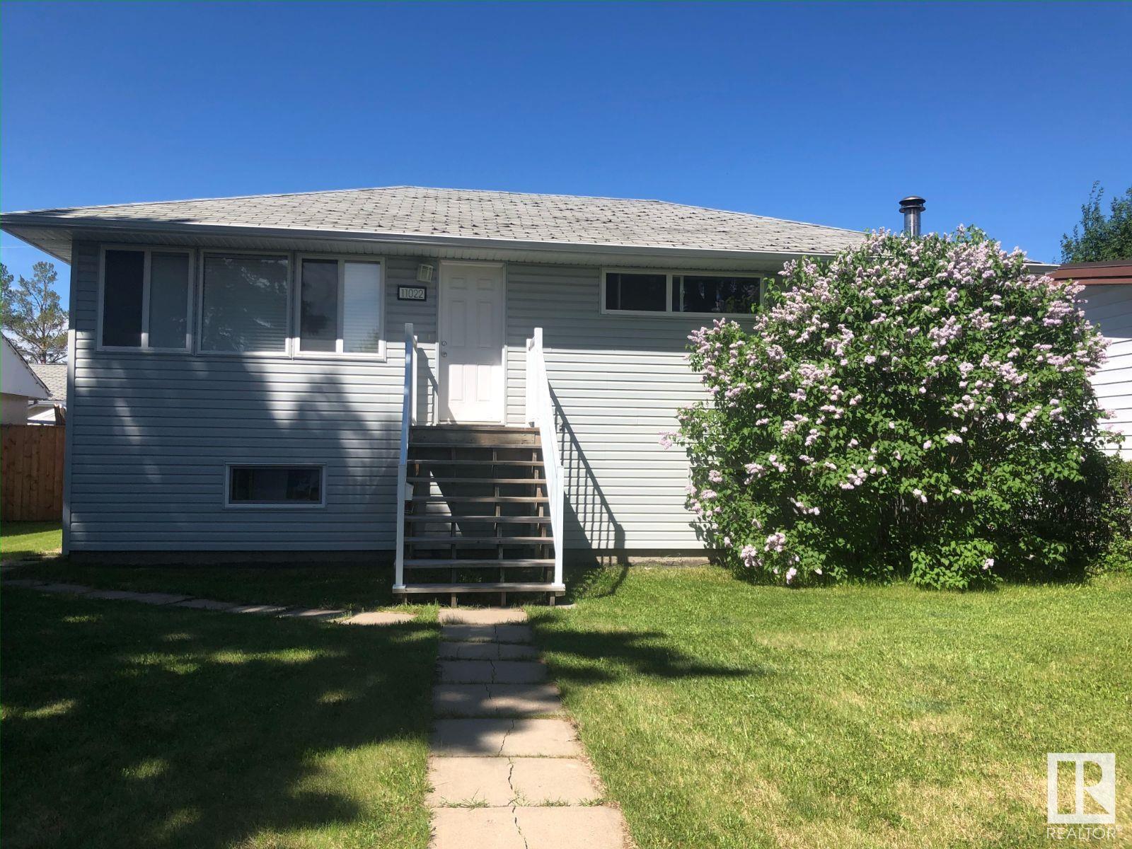 11022 157 Street, Edmonton, Alberta, T5P 2W5