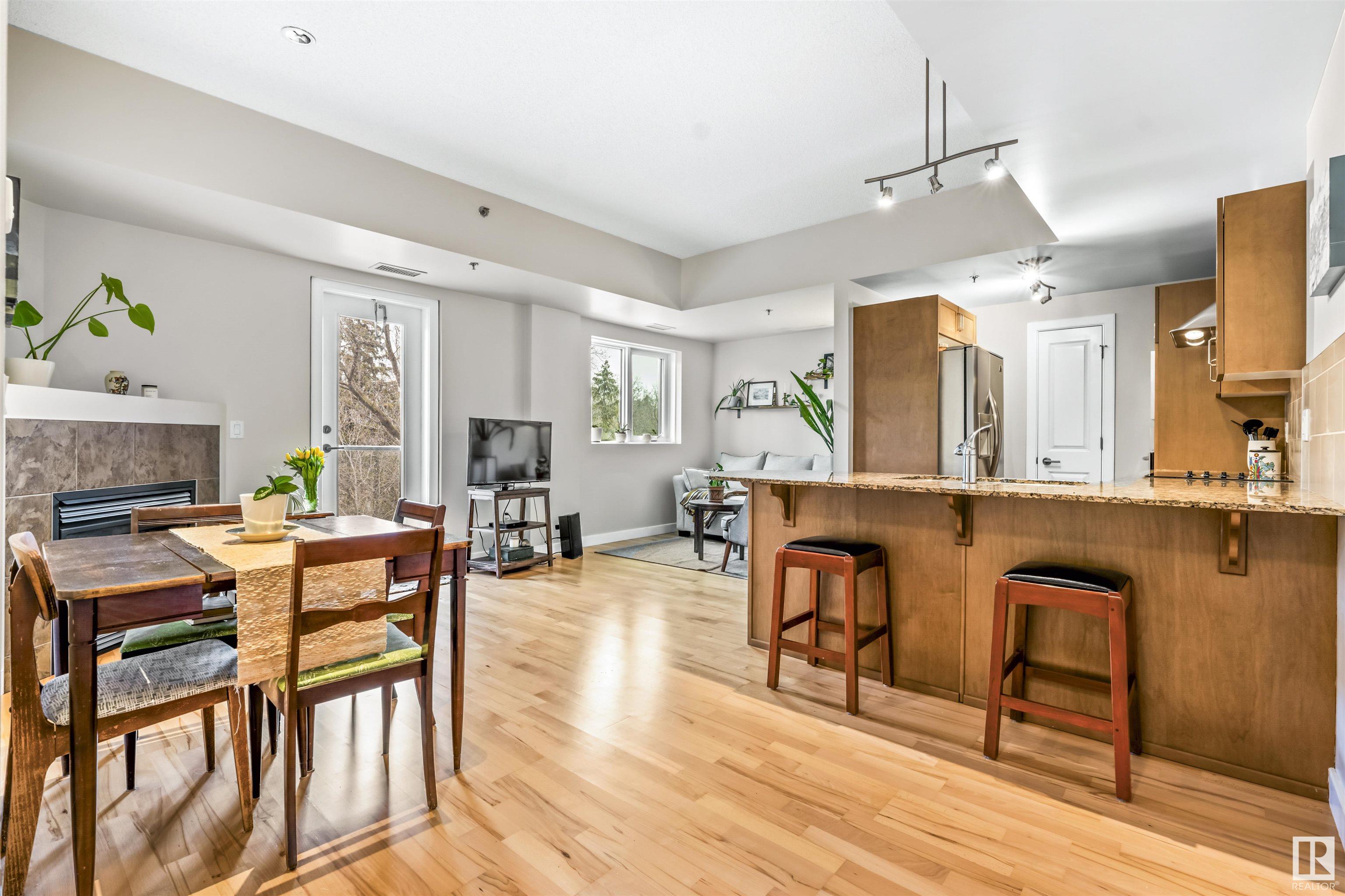 204 9316 82 Avenue, Edmonton, Alberta, T6C 0Z6