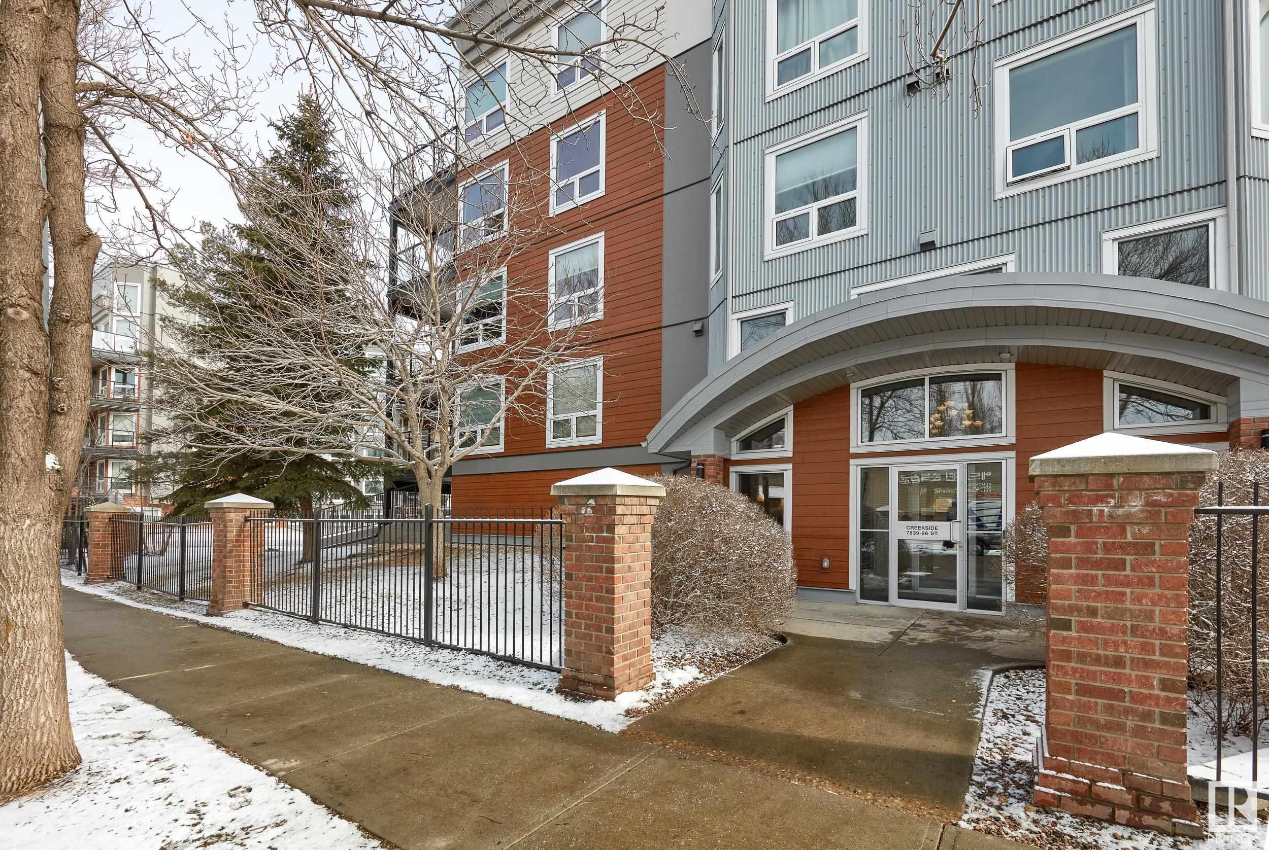 201 7839 96 Street, Edmonton, Alberta, T6C 4R4