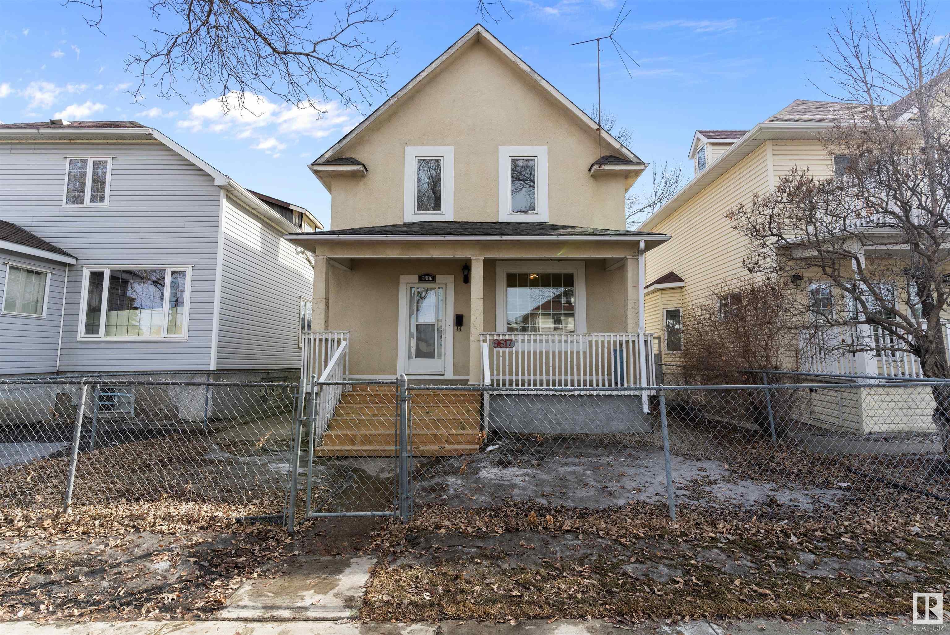 9617 107 Avenue, Edmonton, Alberta, T5H 0T8