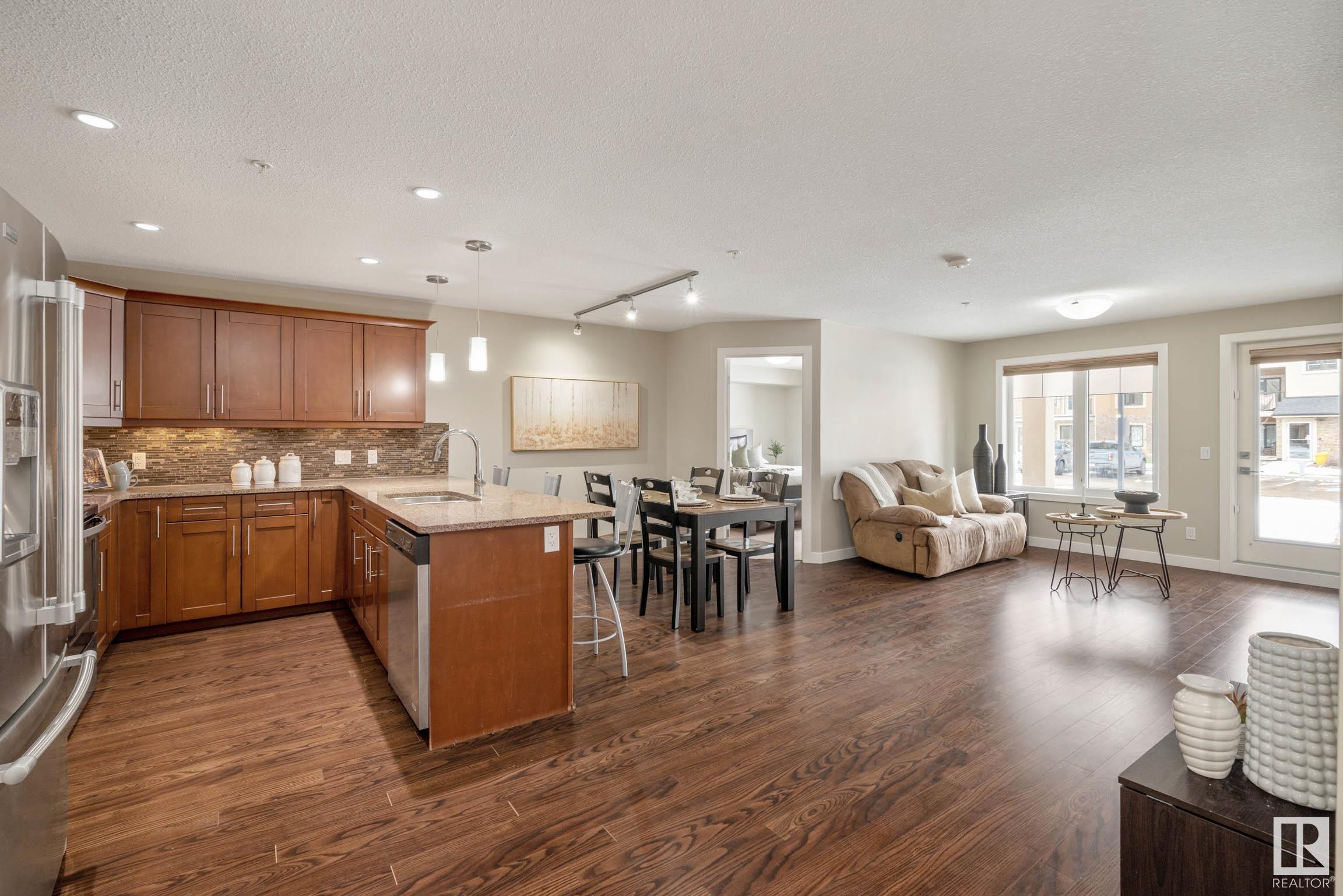 119 1031 173 Street, Edmonton, Alberta, T6W 3E4