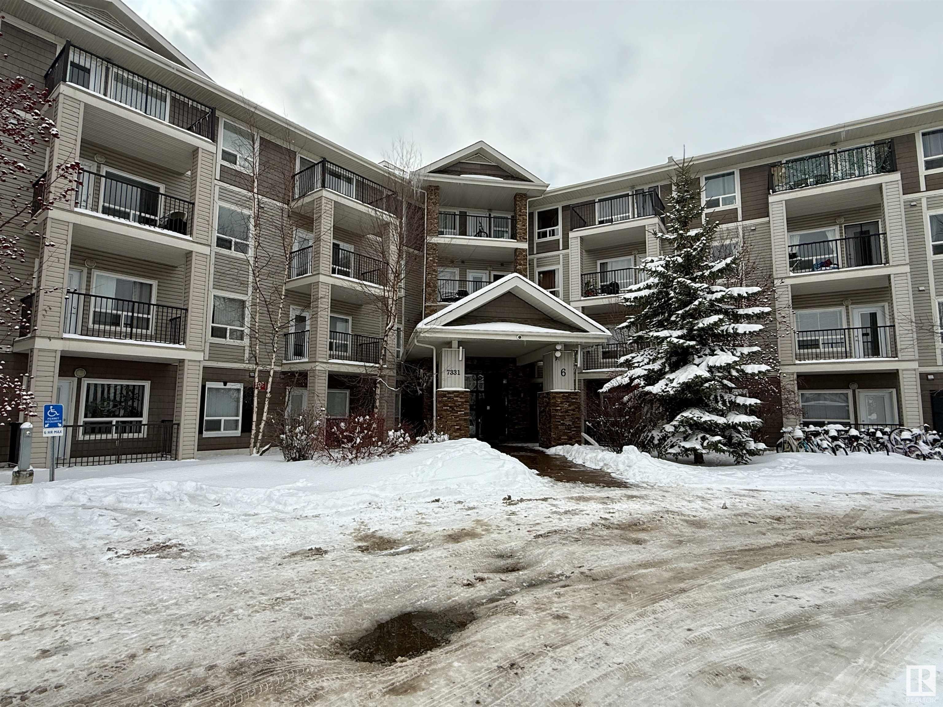 6228 7331 SOUTH TERWILLEGAR Drive Edmonton Alberta