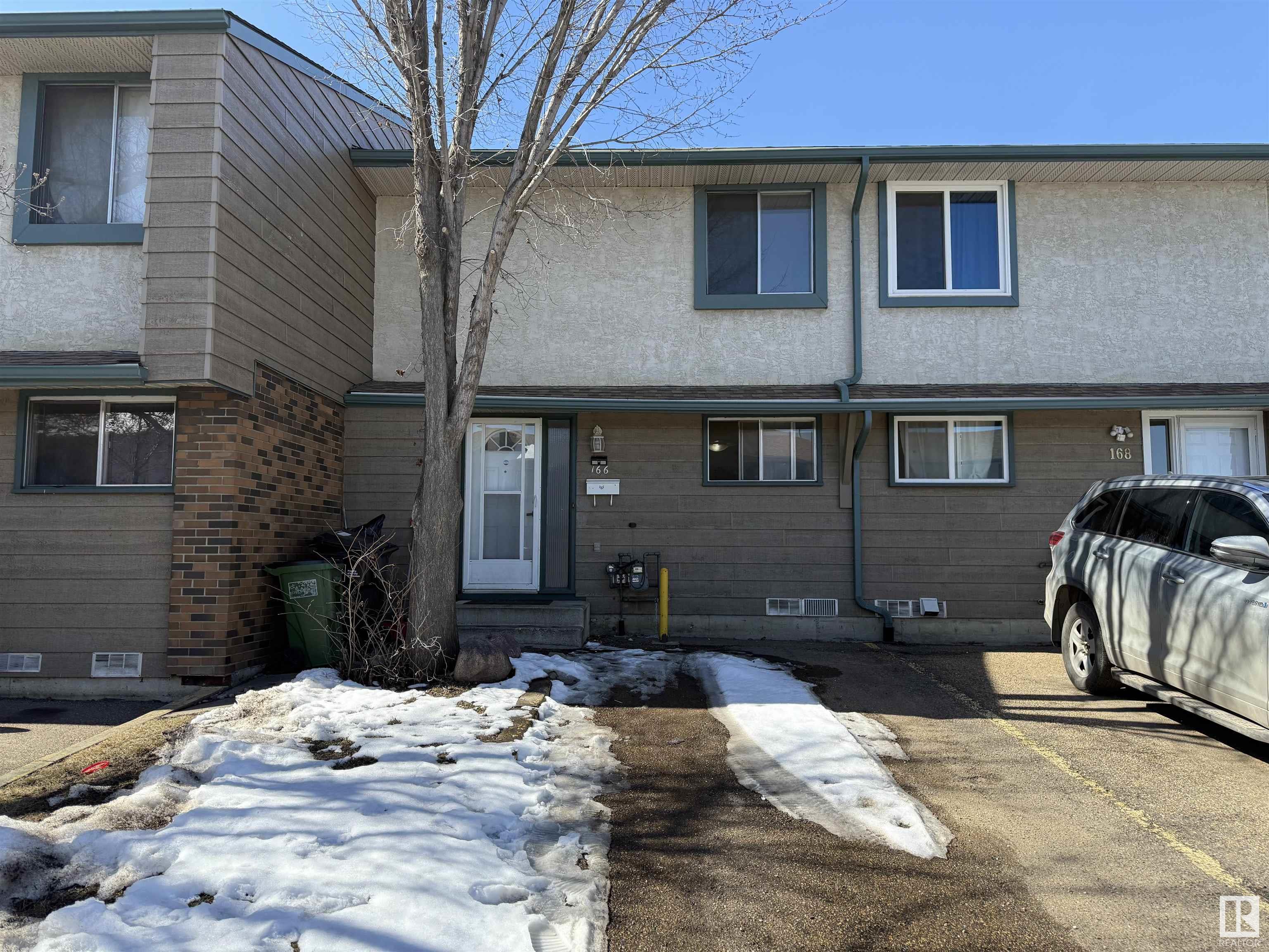 166 Abbottsfield Road, Edmonton, Alberta, T5W 4S9