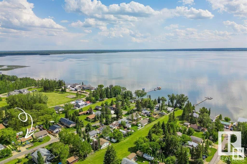 303 3rd Street, Rural Lac Ste. Anne County, Alberta, T0E 1A0