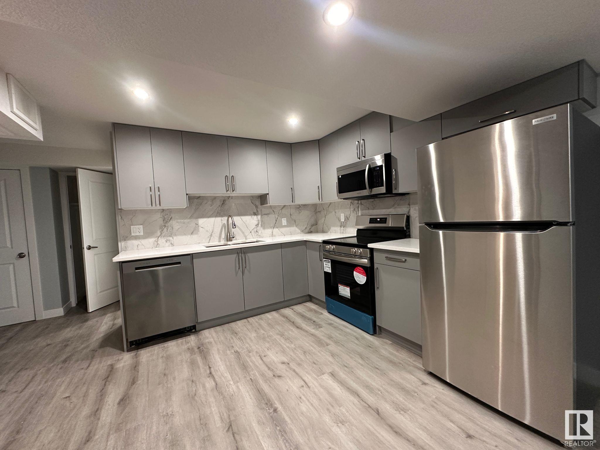 Basement 8882 Carson Way, Edmonton, Alberta, T6W 1A6