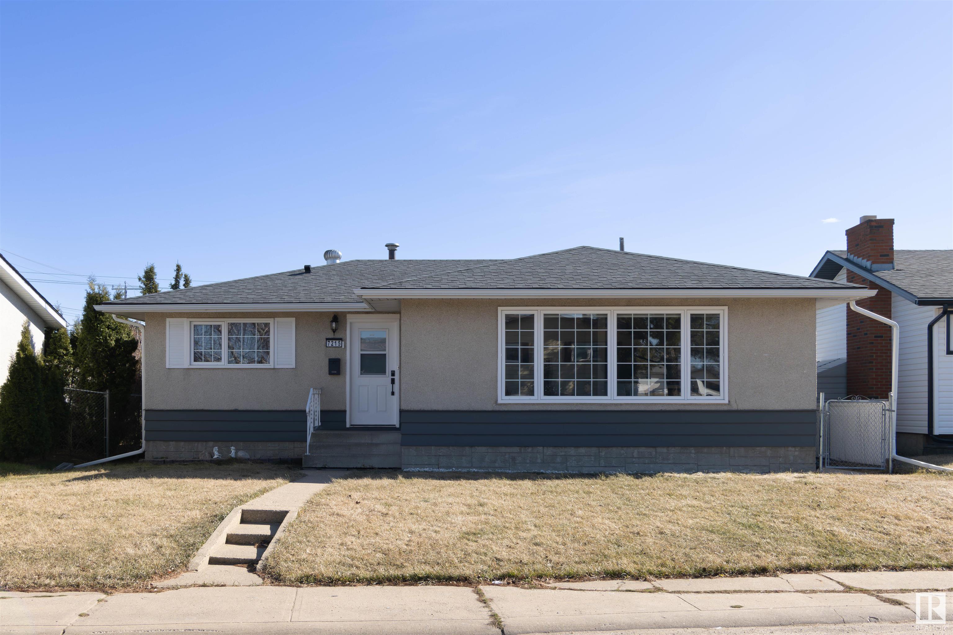 7215 135a Avenue, Edmonton, Alberta, T5C 2H7