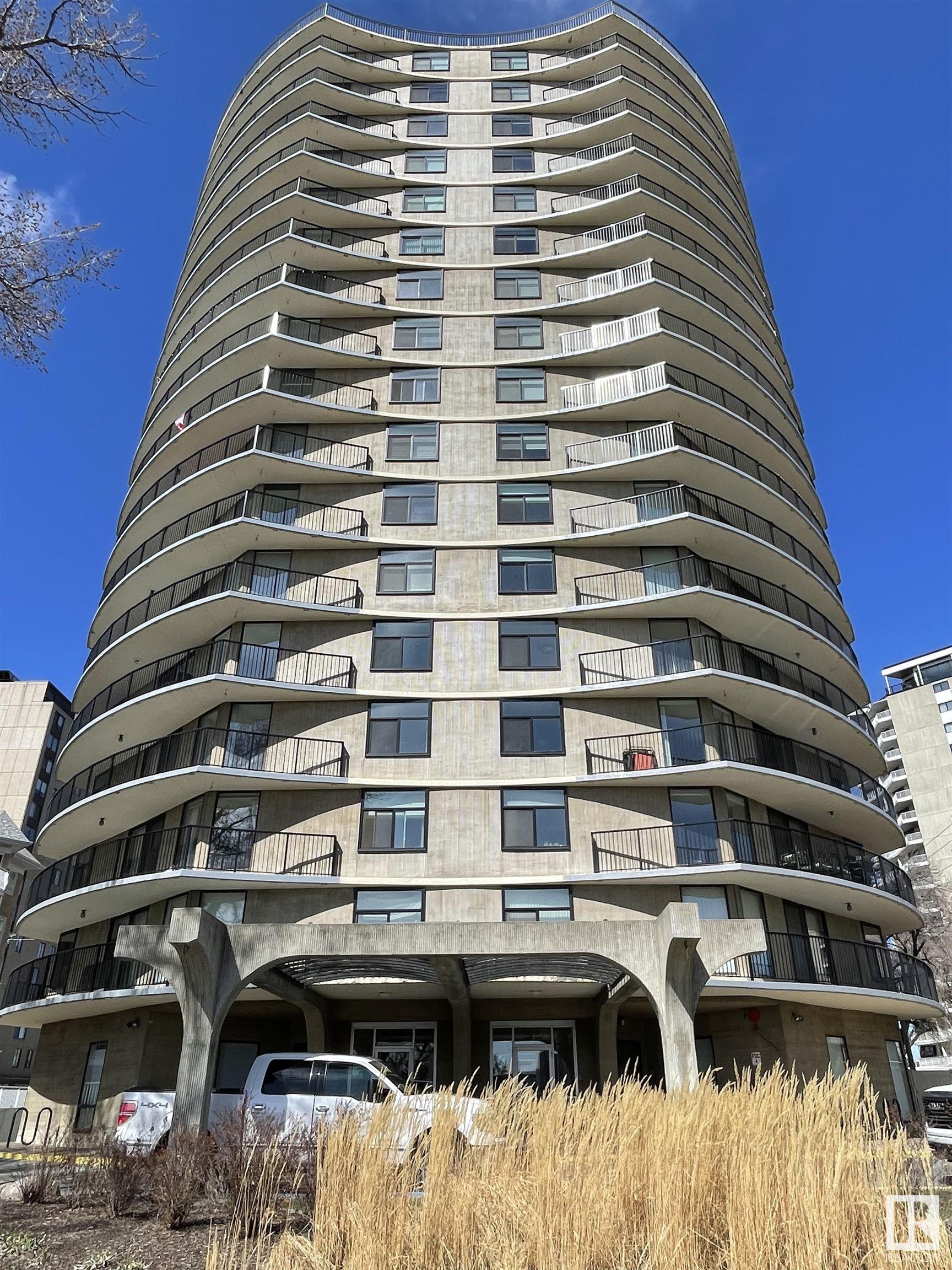 1401 11710 100 Avenue, Edmonton, Alberta, T5K 2G3