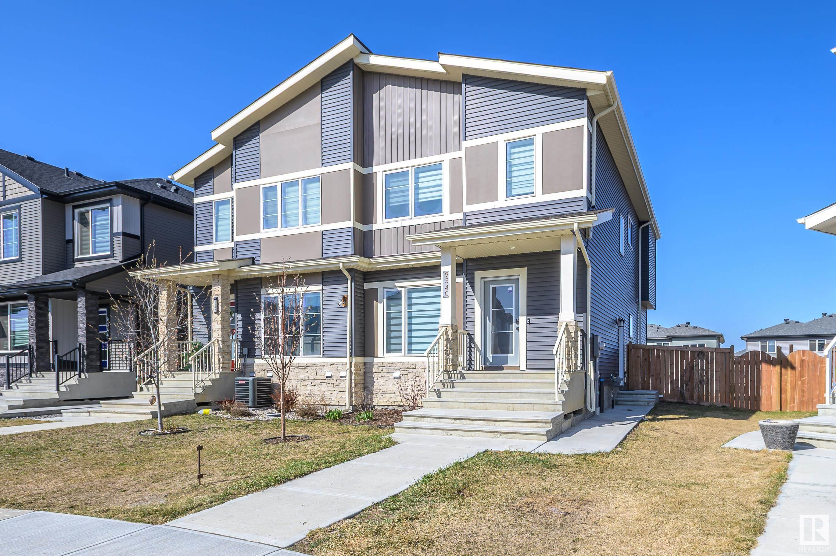 9340 Pear Link, Edmonton, Alberta, T6X 2V9