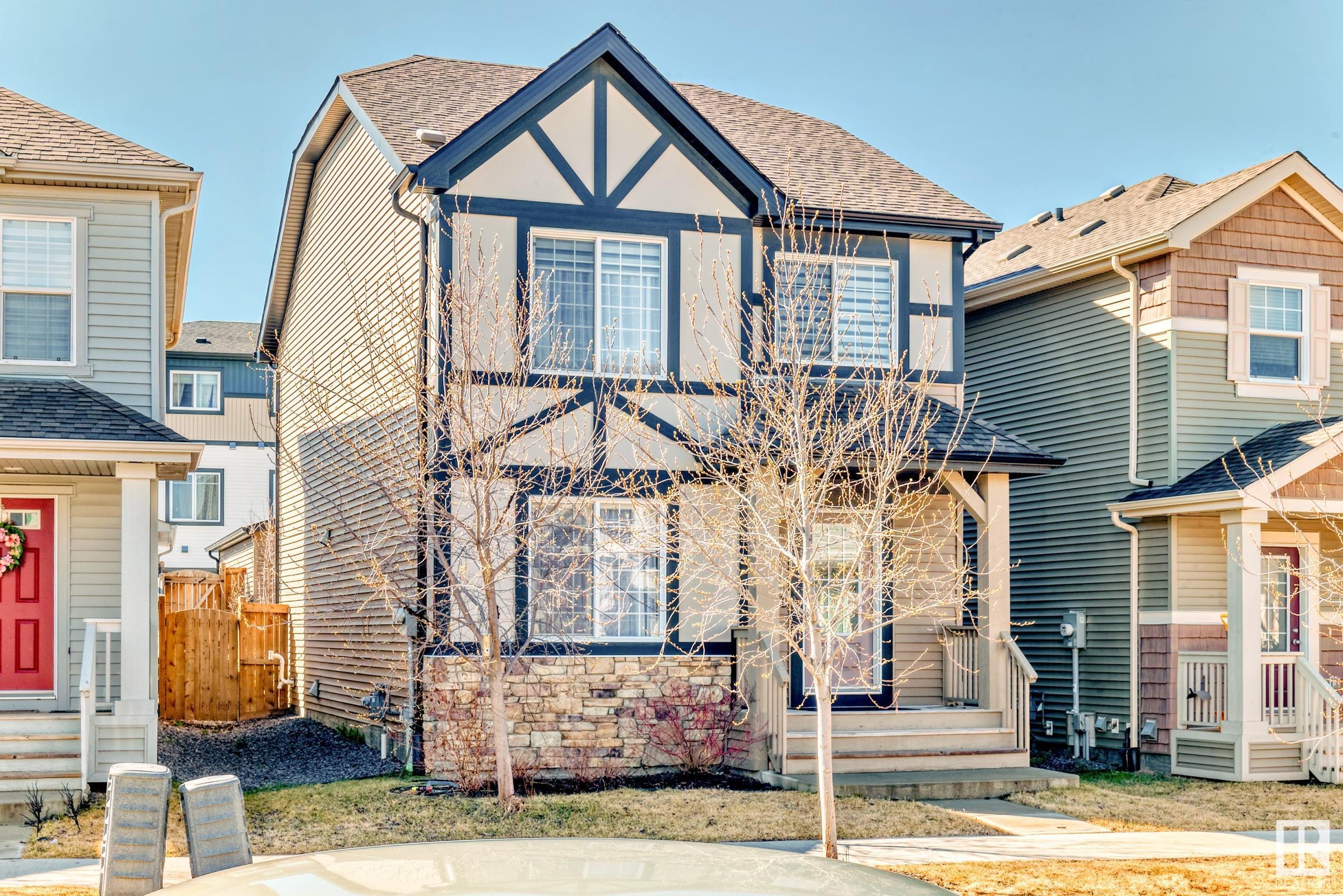2598 Coughlan Road, Edmonton, Alberta, T6W 3S1