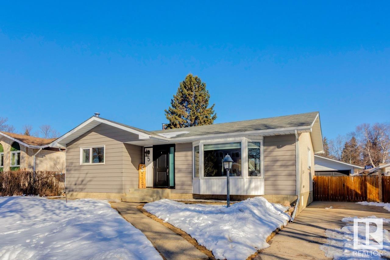 5 Milburn Crescent, St. Albert, Alberta, T8N 2C4