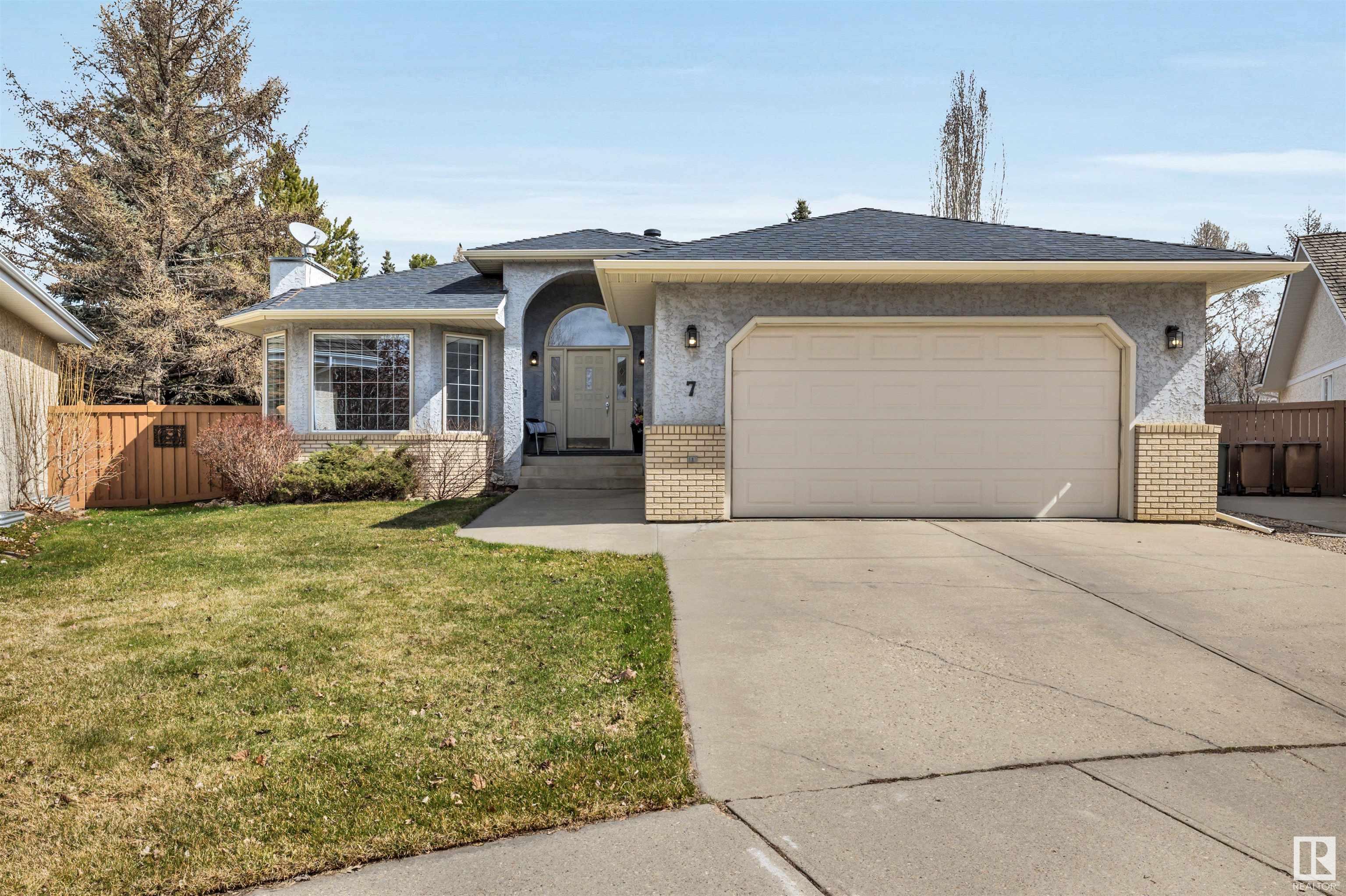 7 Evans Place, St. Albert, Alberta, T8N 5N2