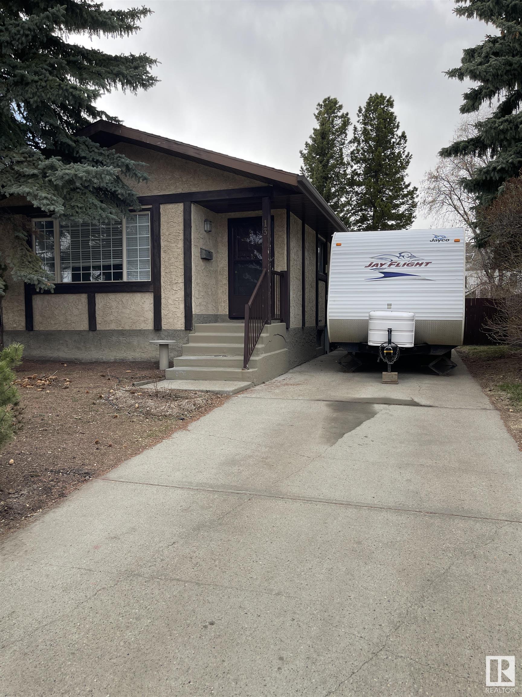 13 Westwood Drive, St. Albert, Alberta, T8N 3E3