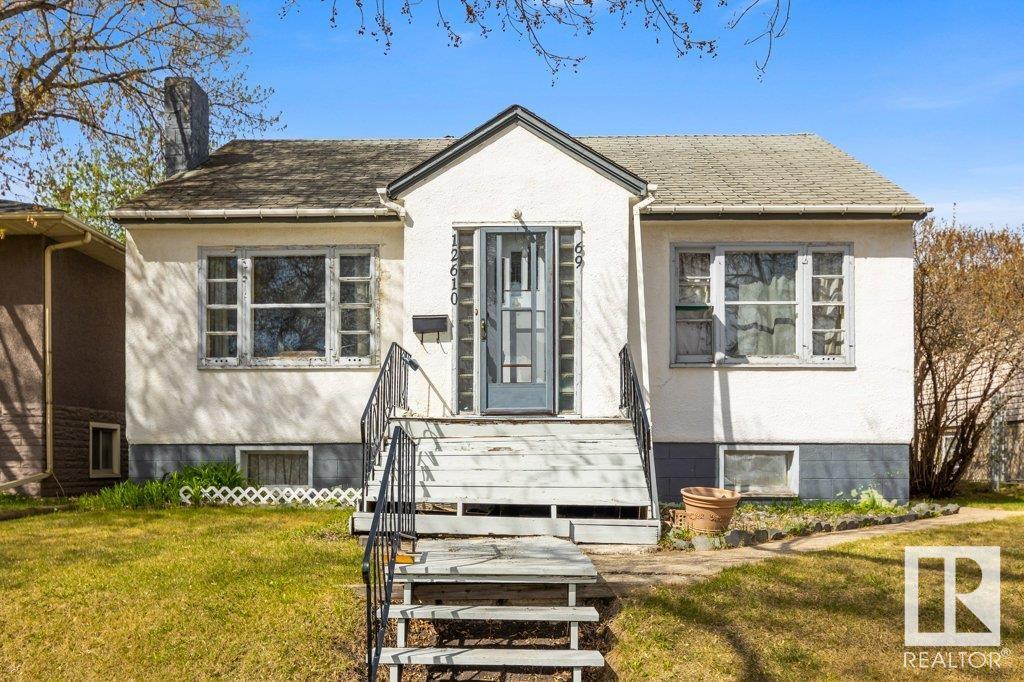 12610 69st, Edmonton, Alberta, T5C 0G8