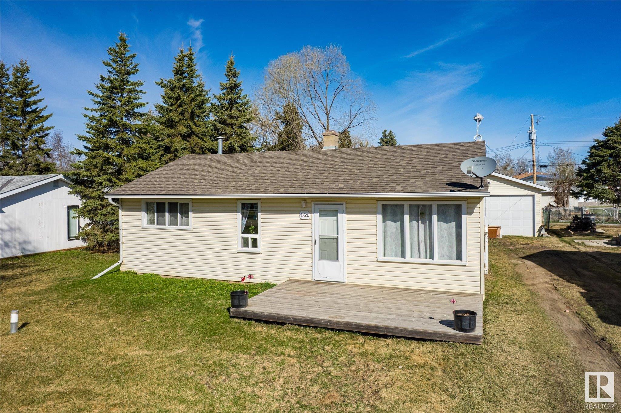 5720 49 Avenue, Rural Lac Ste. Anne County, Alberta, T0E 0A0