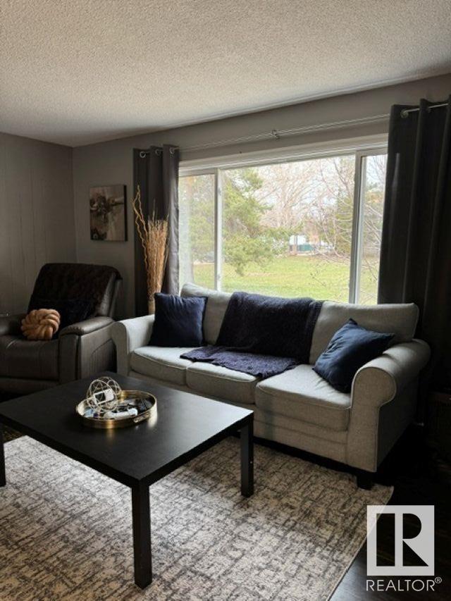 40 Garden Crescent, St. Albert, Alberta, T8N 0W9