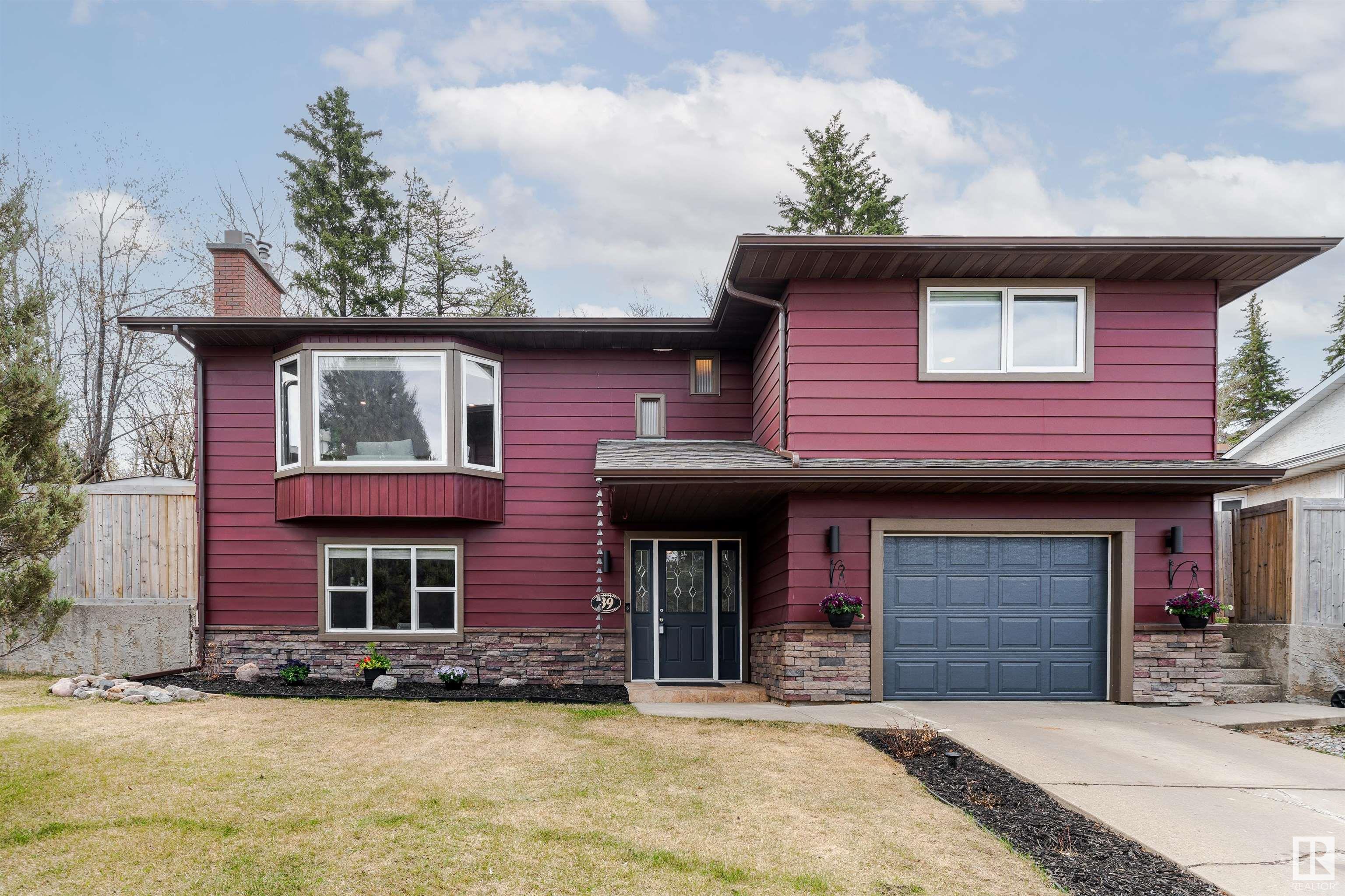 39 Manchester Drive, Sherwood Park, Alberta, T8A 0T3