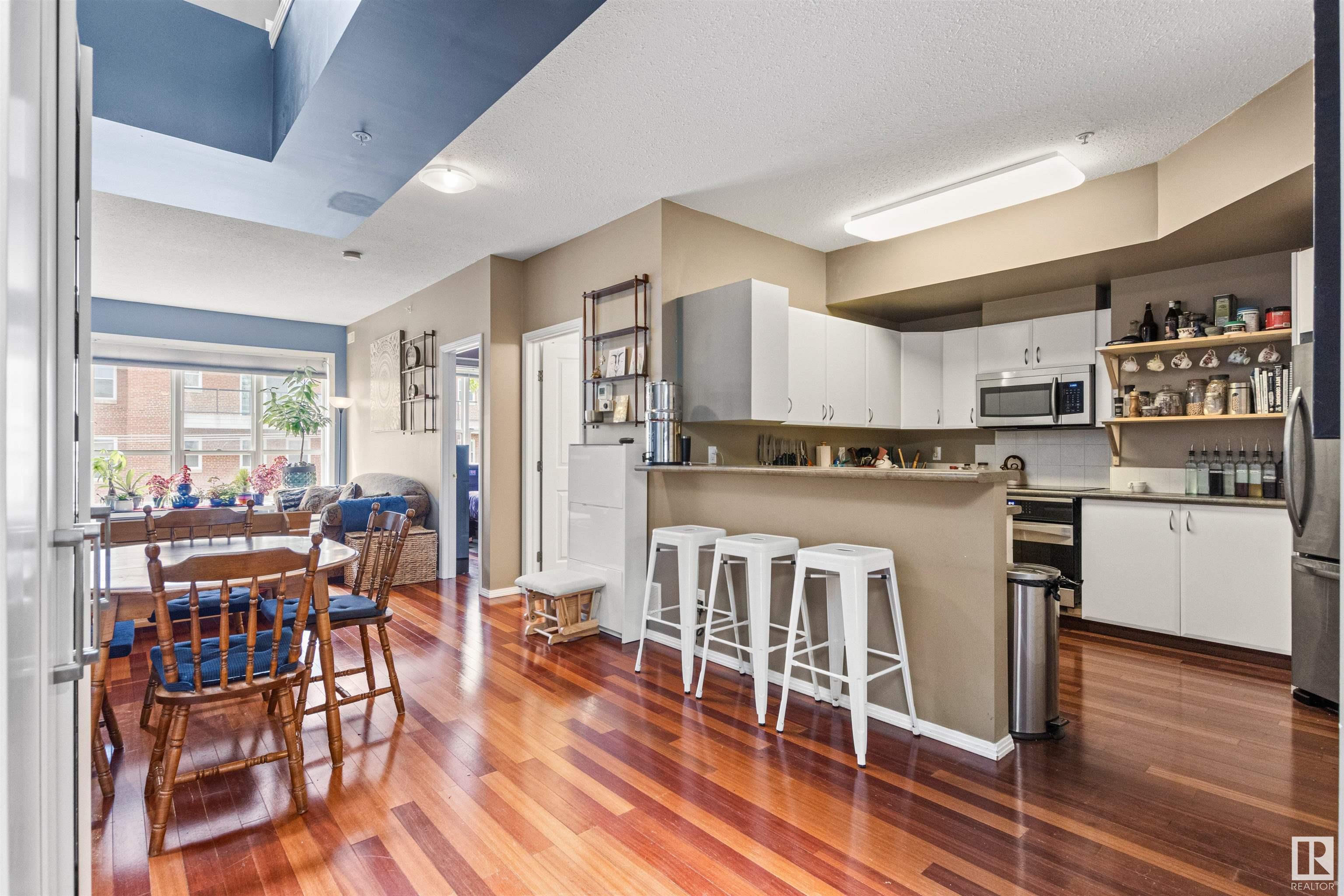 417 10717 83 Avenue Edmonton Alberta