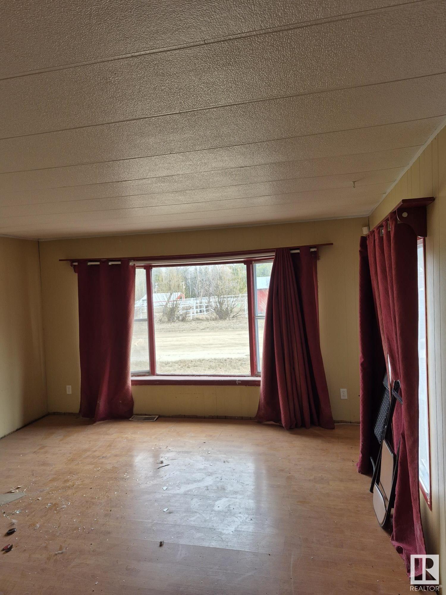 5316 46b Street, Evansburg, Alberta, T0E 0T0