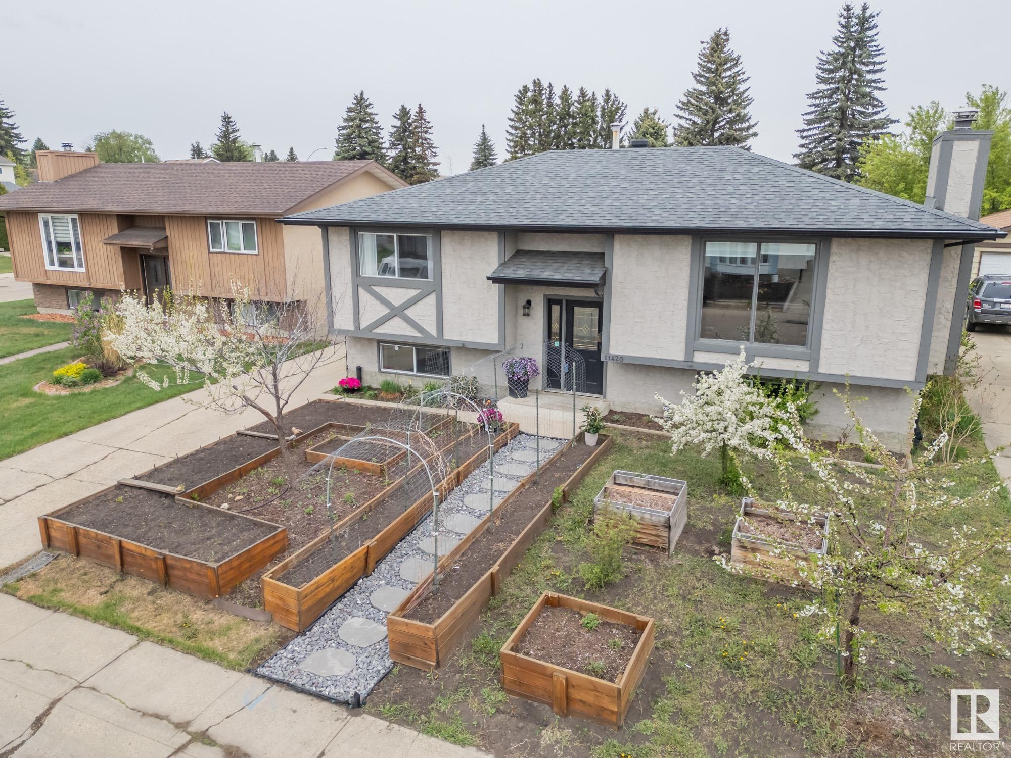 11420 164 Avenue, Edmonton, Alberta, T5X 3W2