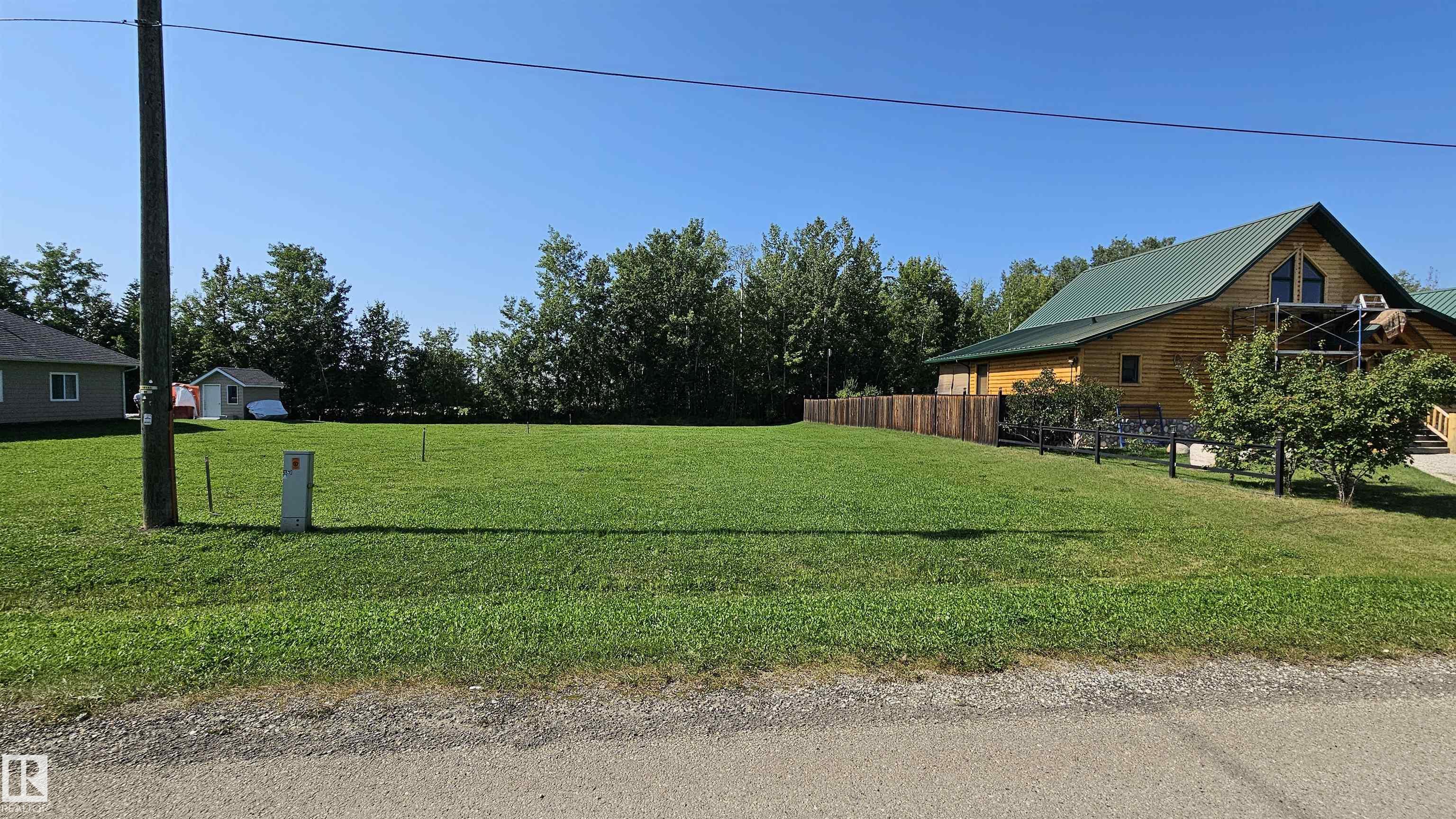 4220 43 Avenue, Rural Lac Ste. Anne County, Alberta, T0E 0A0