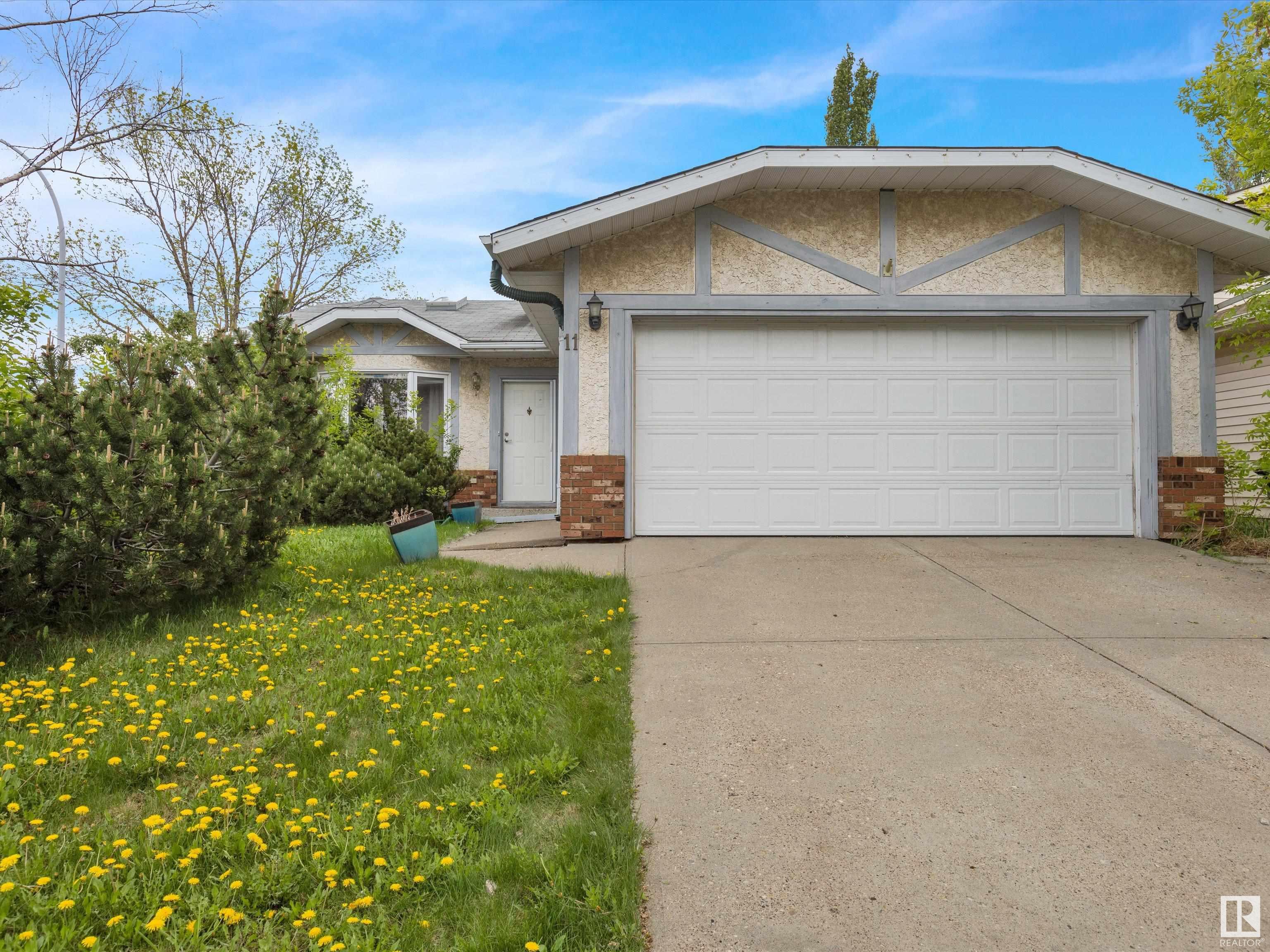11 Coachman Way, Sherwood Park, Alberta, T8H 1C5