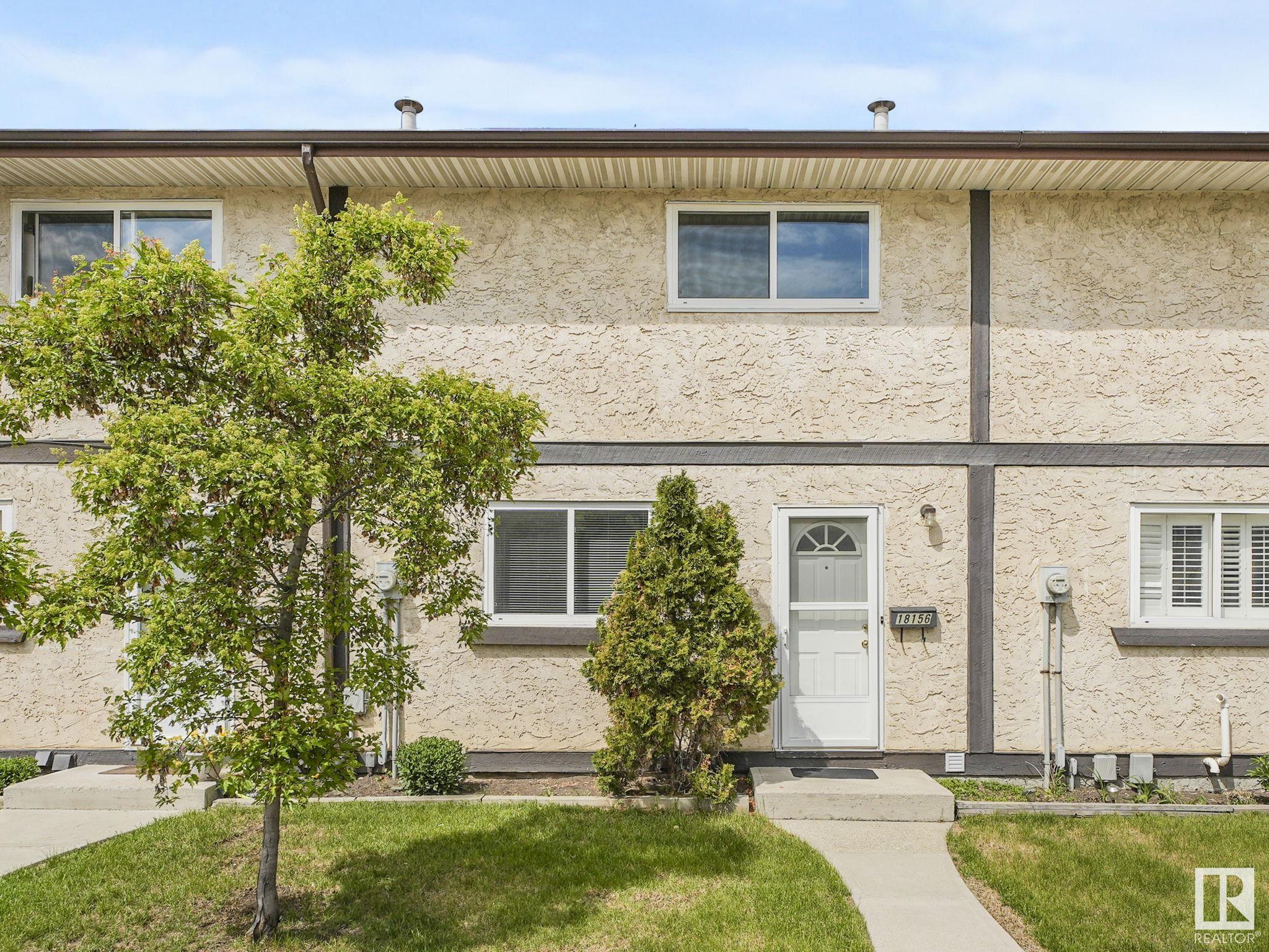 18156 93 Avenue, Edmonton, Alberta, T5T 1Y1