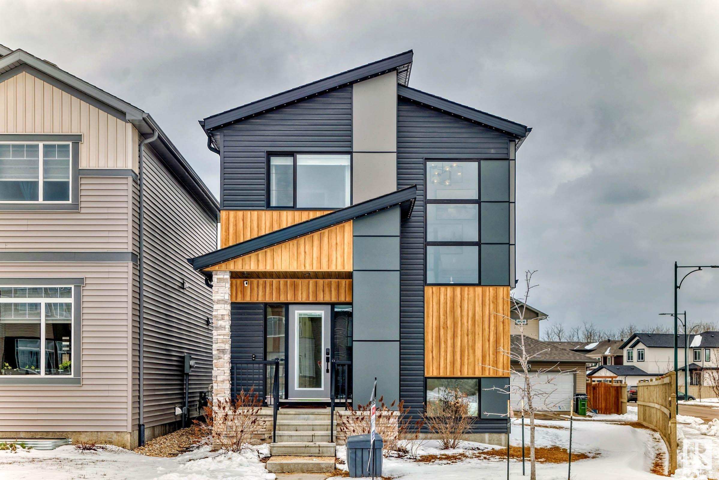 451 37 Avenue, Edmonton, Alberta, T6T 2L7