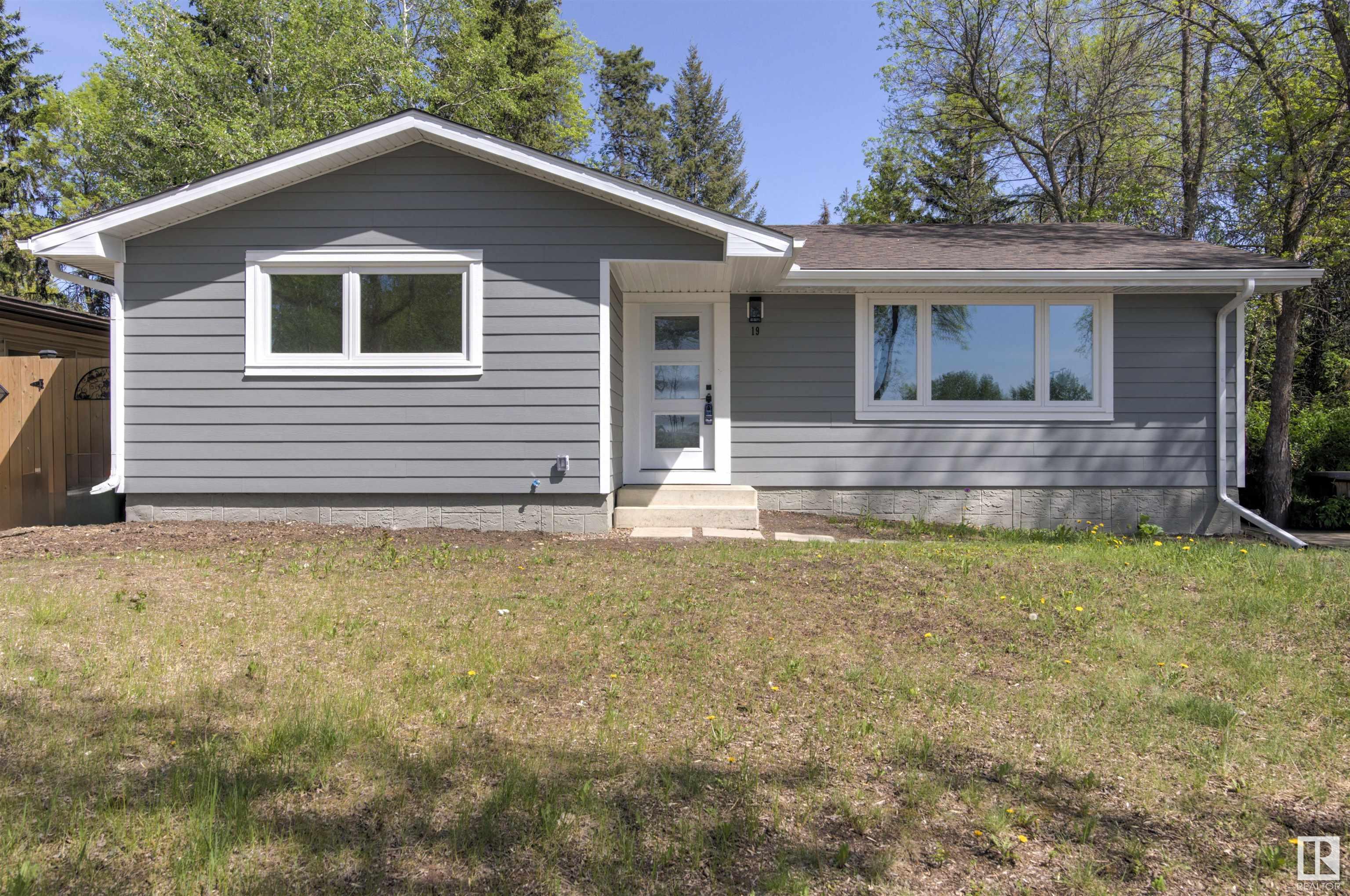 19 Grenfell Avenue, St. Albert, Alberta, T8N 0Y9