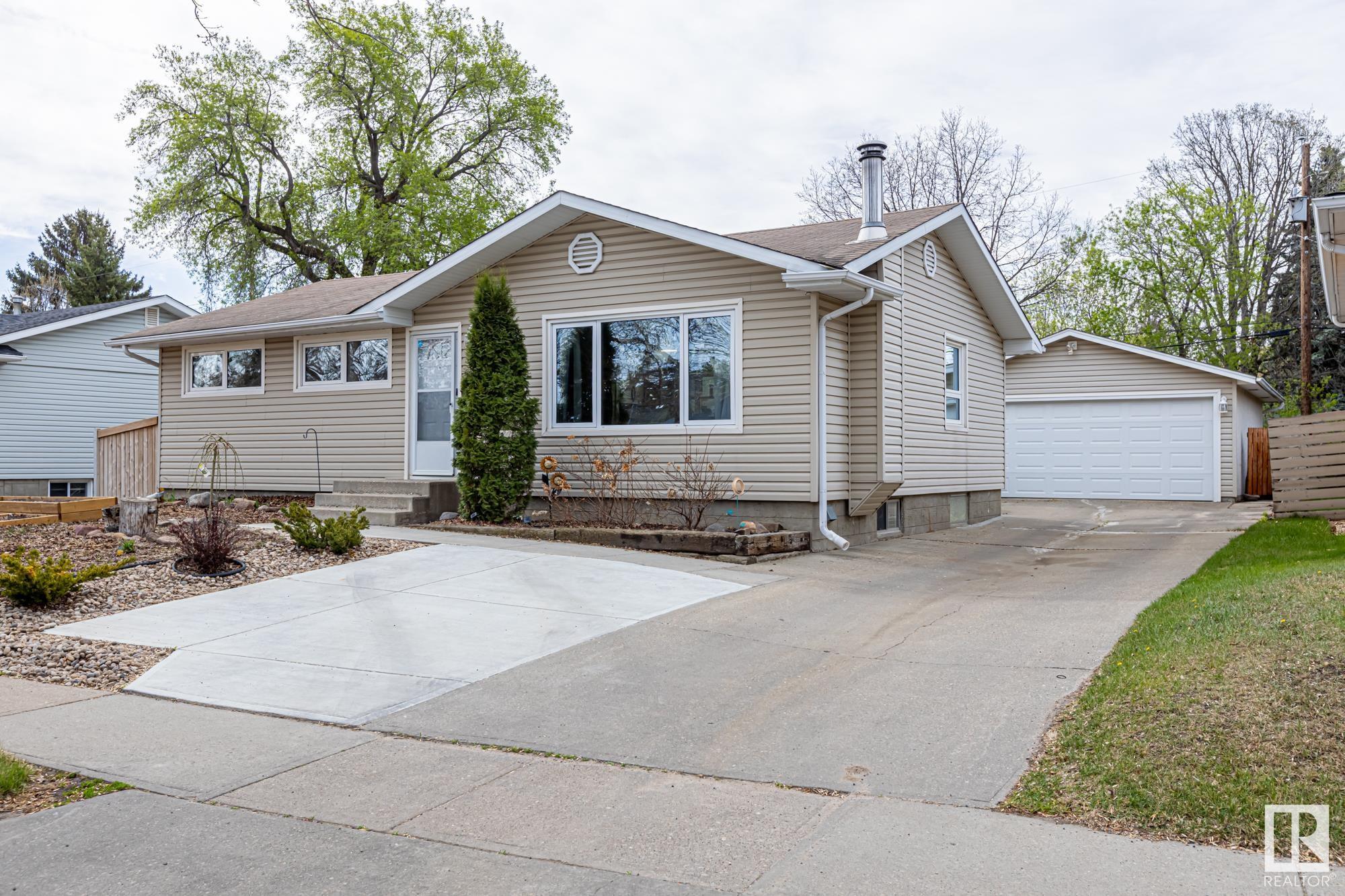 15 Granite Avenue, St. Albert, Alberta, T8N 0V3