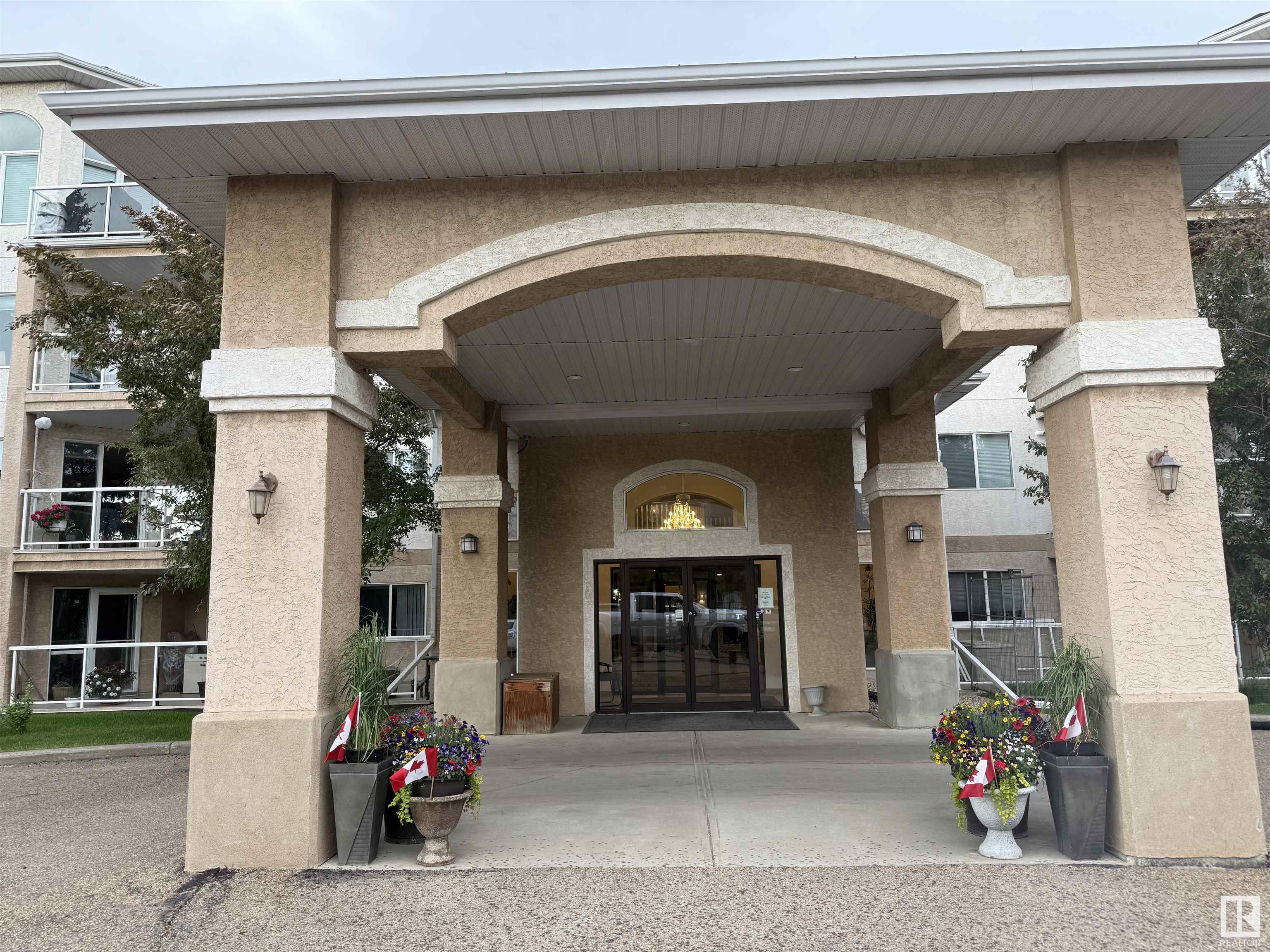 416 69 Crystal Lane, Sherwood Park, Alberta, T8H 2E9