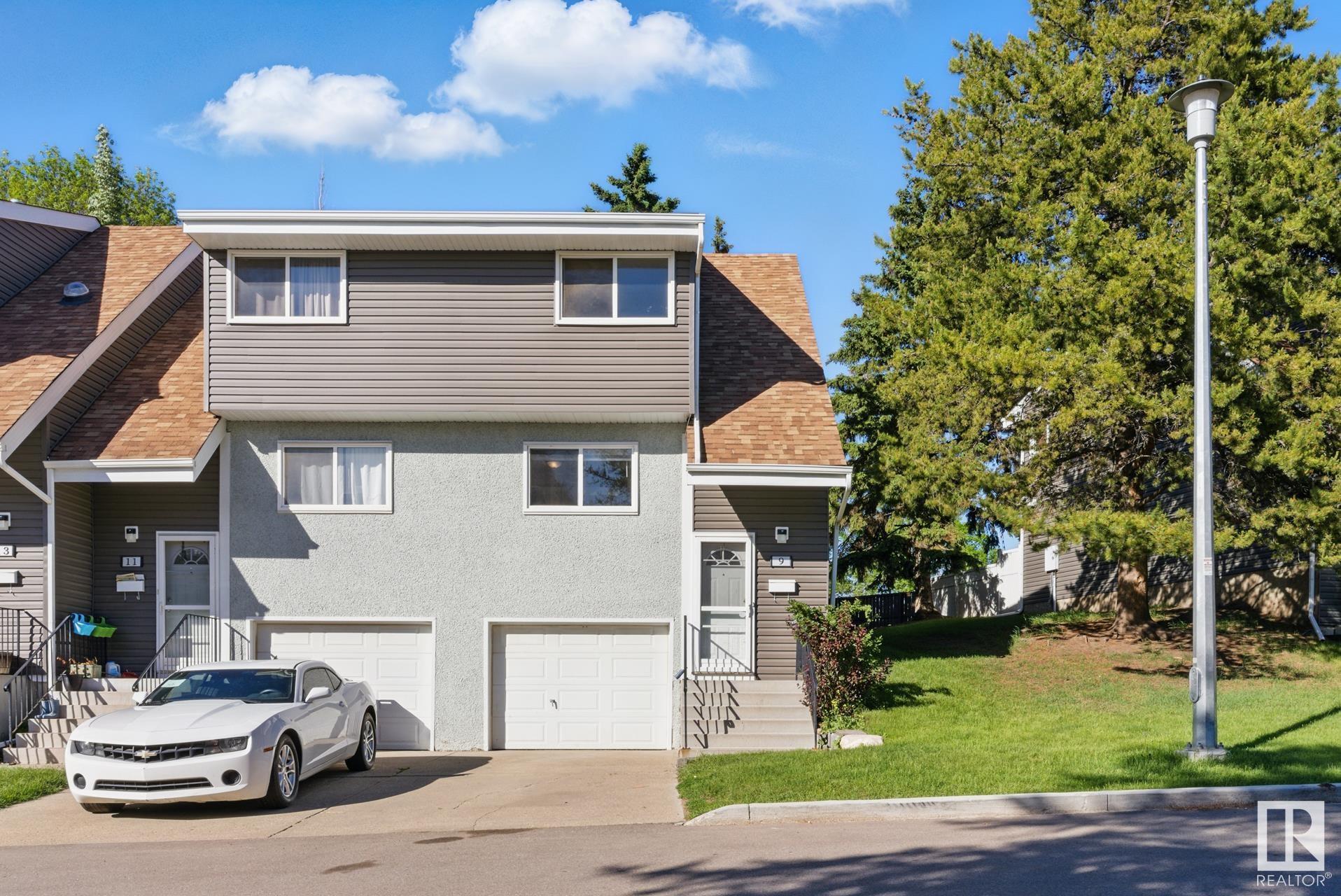 9 Grandin, St. Albert, Alberta, T8N 2Y4