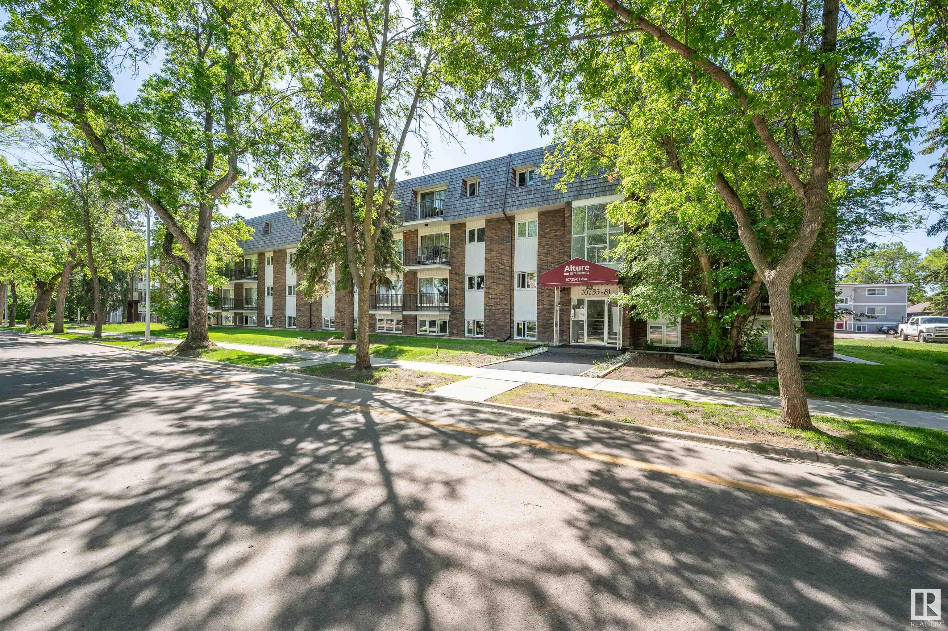 105 10735 81 Avenue, Edmonton, Alberta, T6E 1Y2