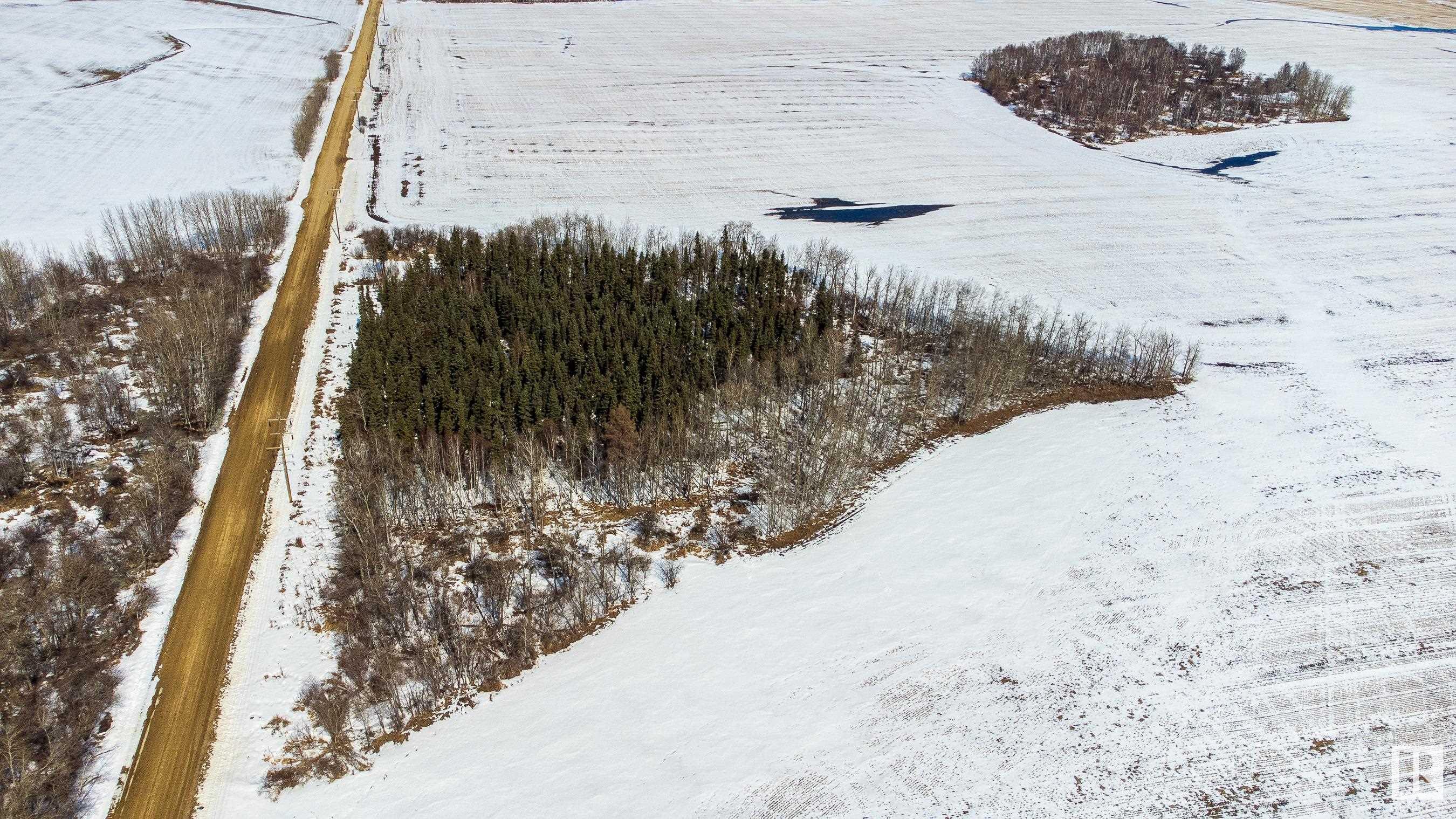 Rr 252 Twp 572, Rural Sturgeon County, Alberta, T0G 1L1