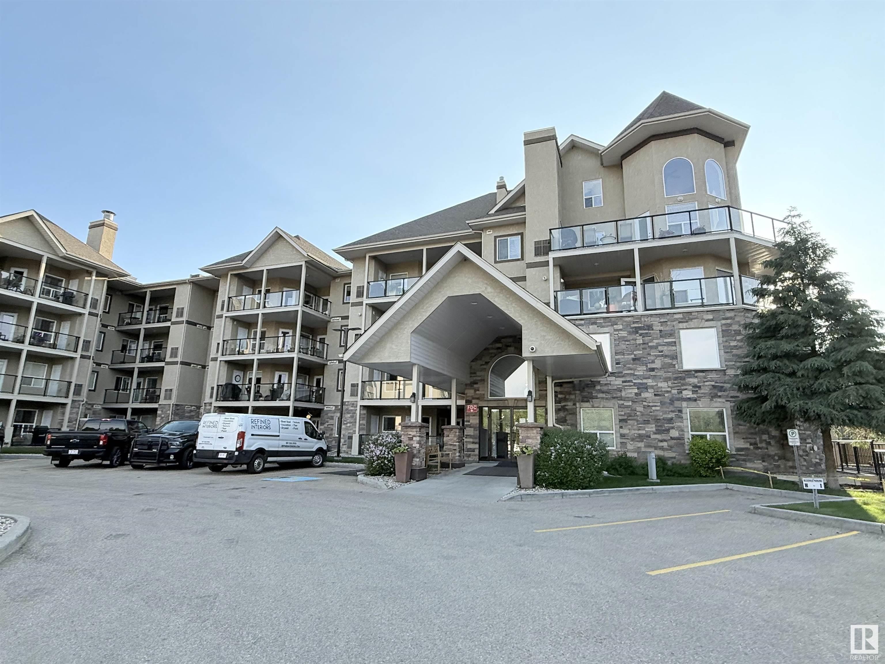 221 1320 RUTHERFORD Road Edmonton Alberta