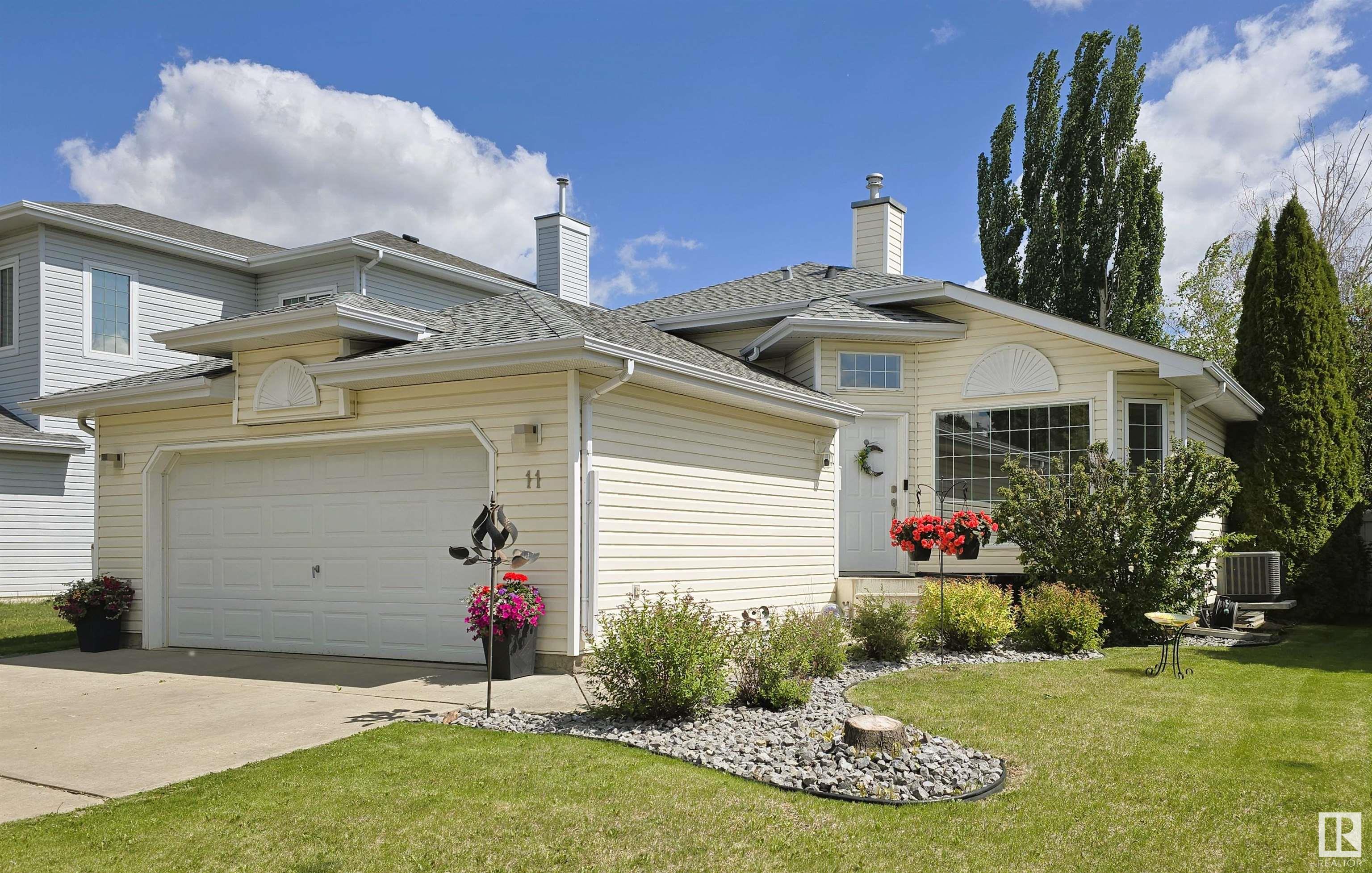 11 Oakview Crescent, St. Albert, Alberta, T8N 6H8