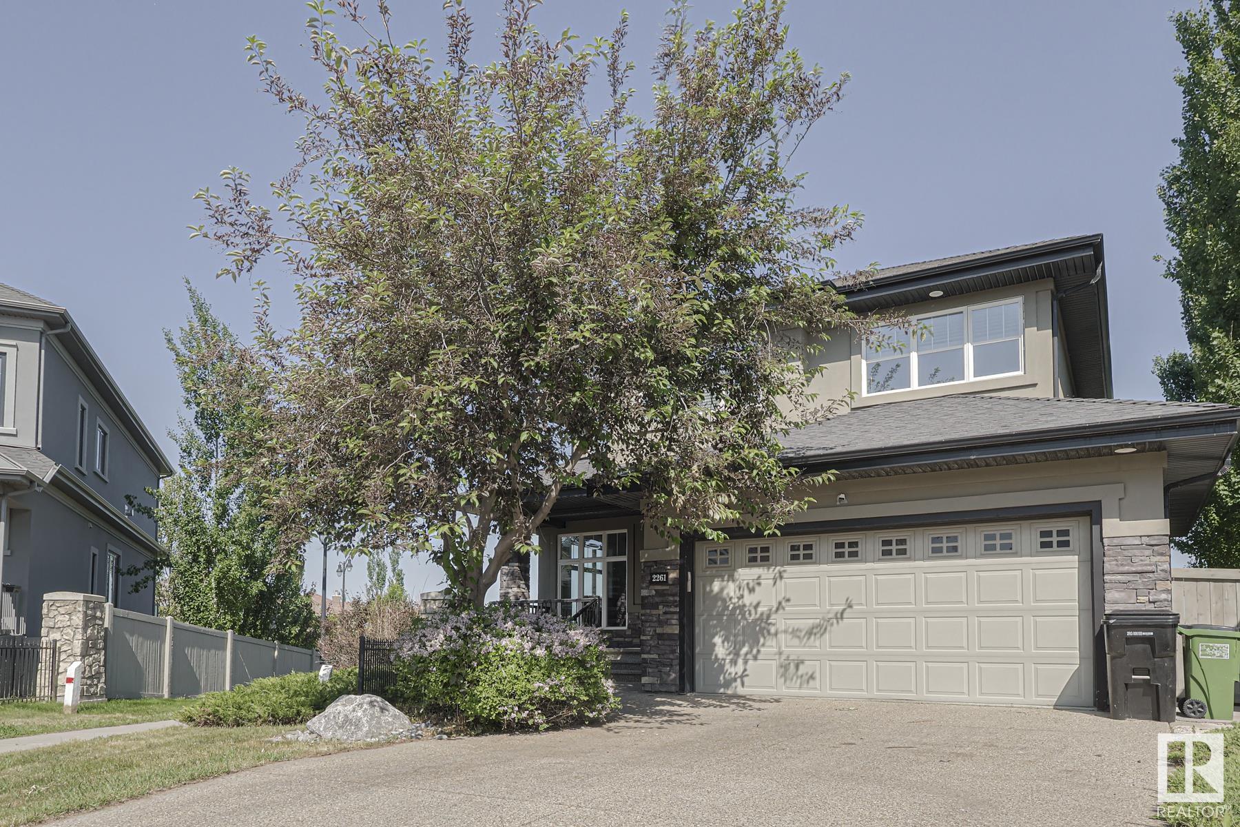 2261 Warry Loop, Edmonton, Alberta, T6W 0N7
