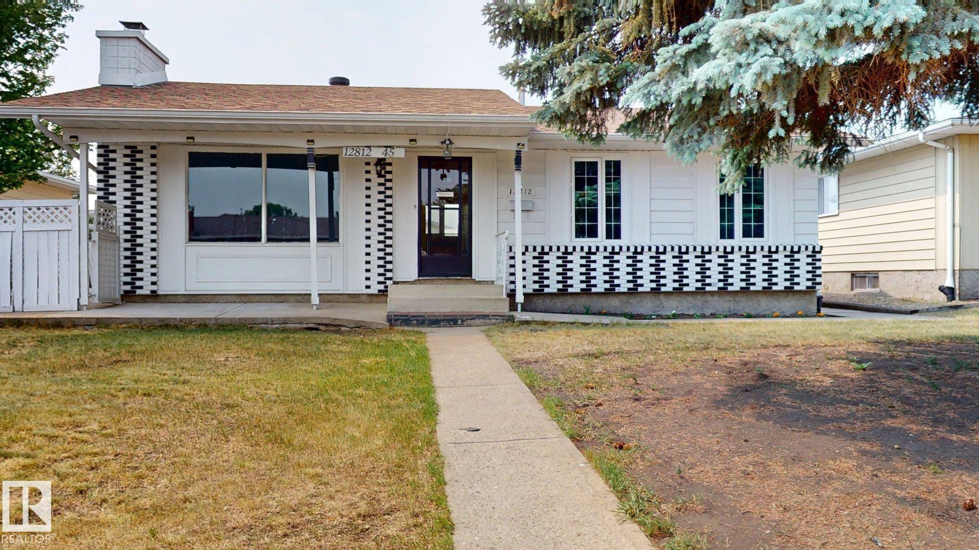 12812 45 St, Edmonton, Alberta, T5A 2K4