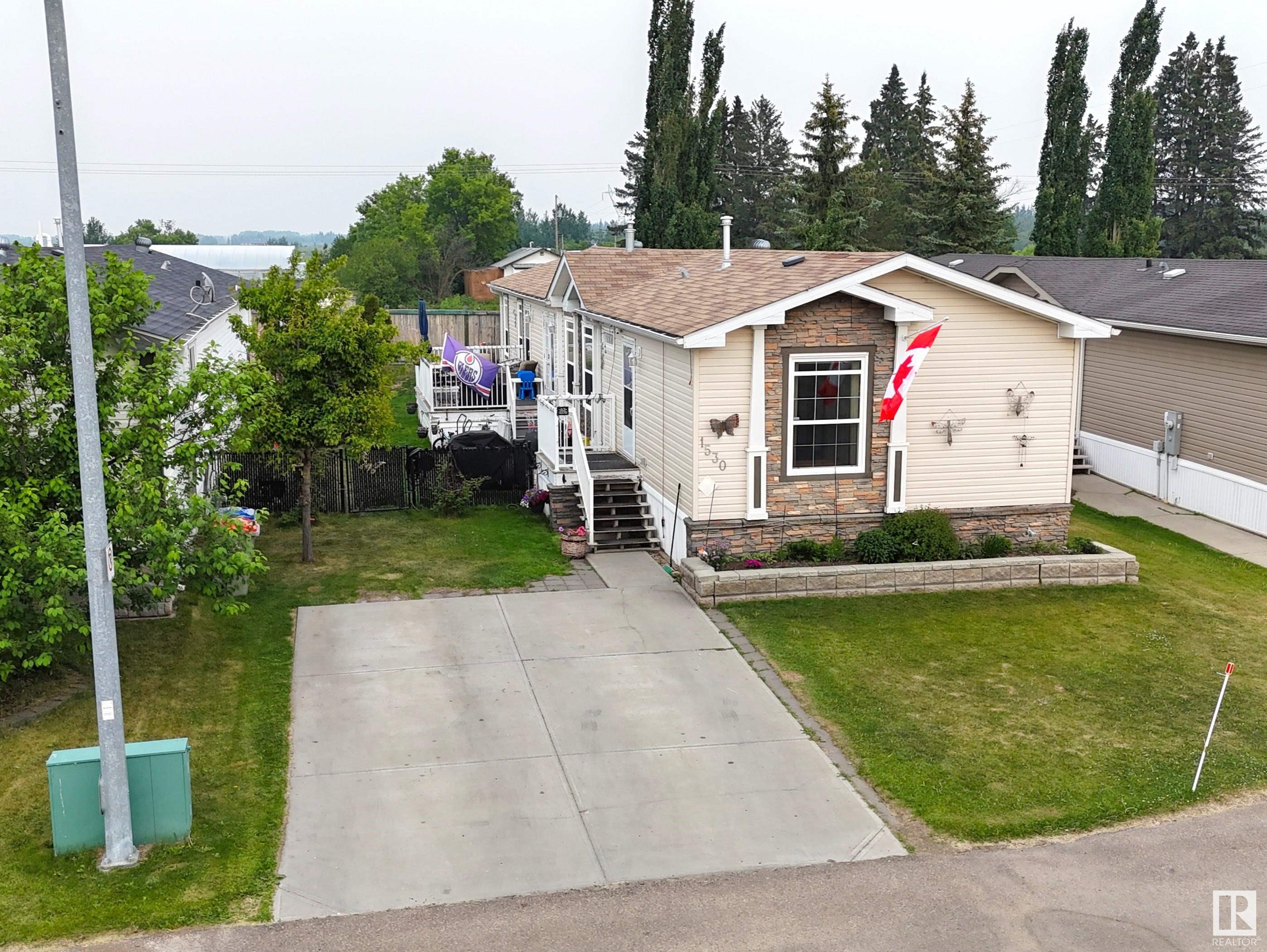 1530, 53222 Range Road 272, Rural Parkland County, Alberta, T7X 4M4