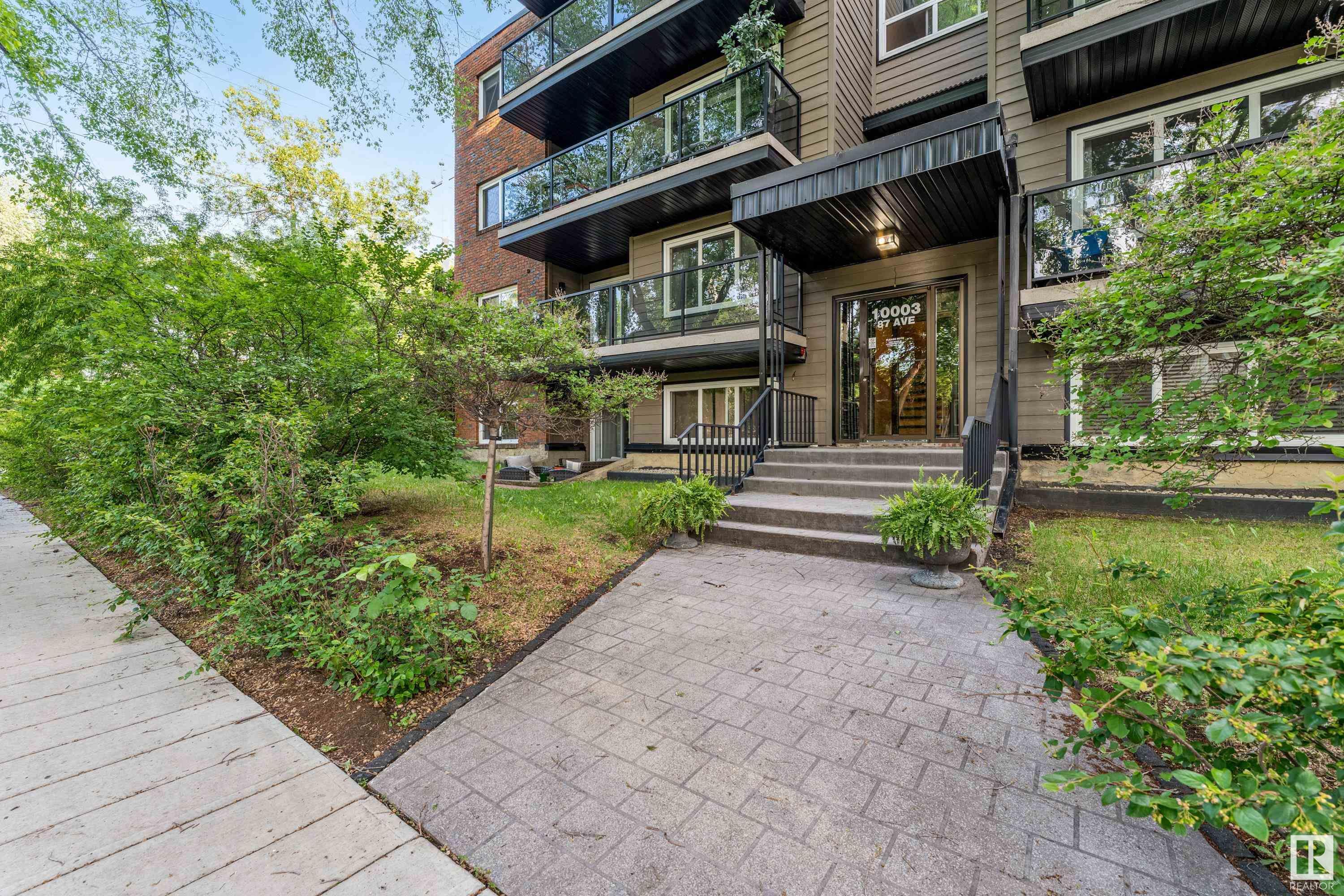 201 10003 87 Avenue, Edmonton, Alberta, T6P 2P1