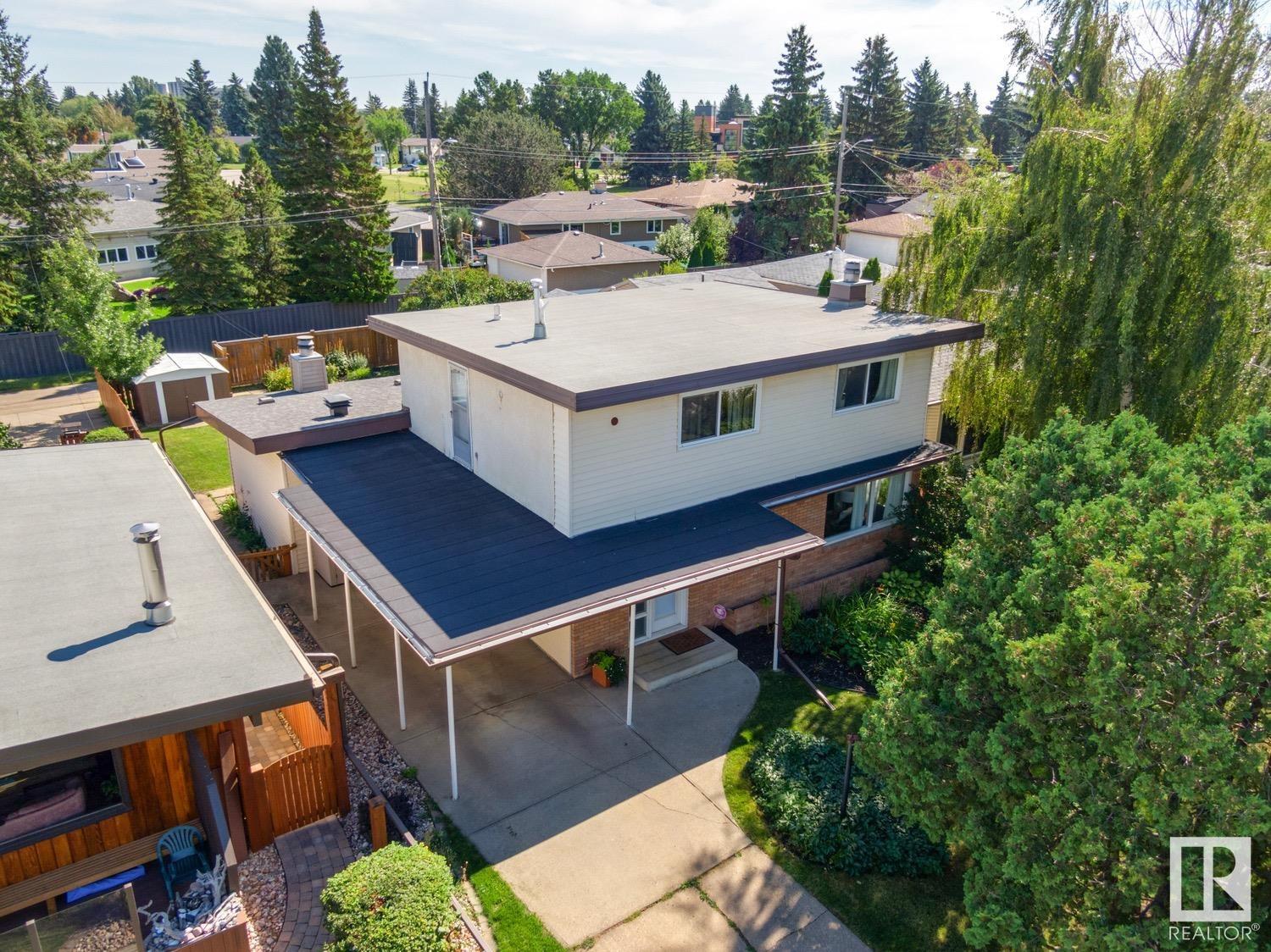 4907 114b Street, Edmonton, Alberta, T6H 3N2