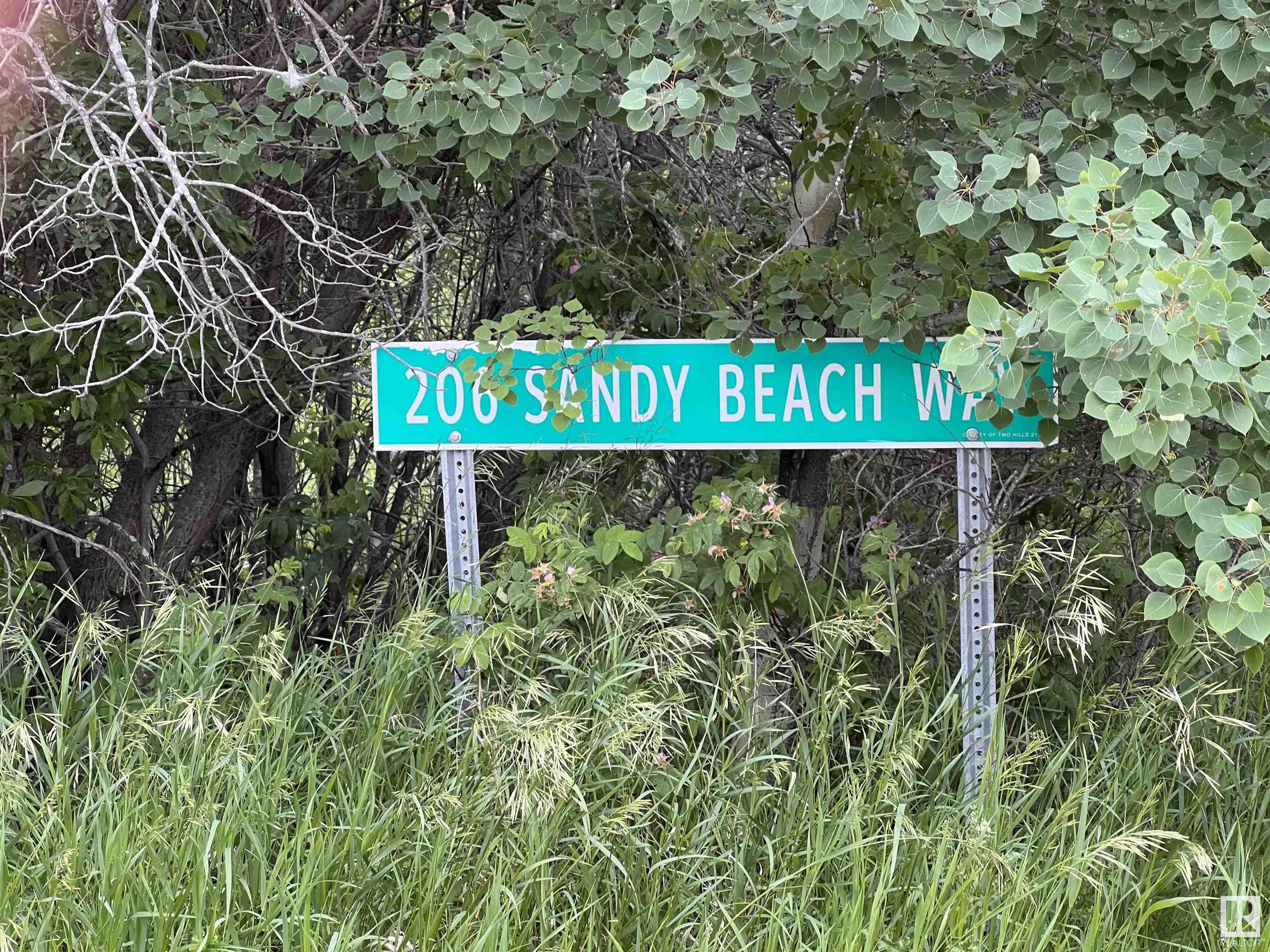 206 Sandy Beach Way, Rural Two Hills County, Alberta, T0B 4K0