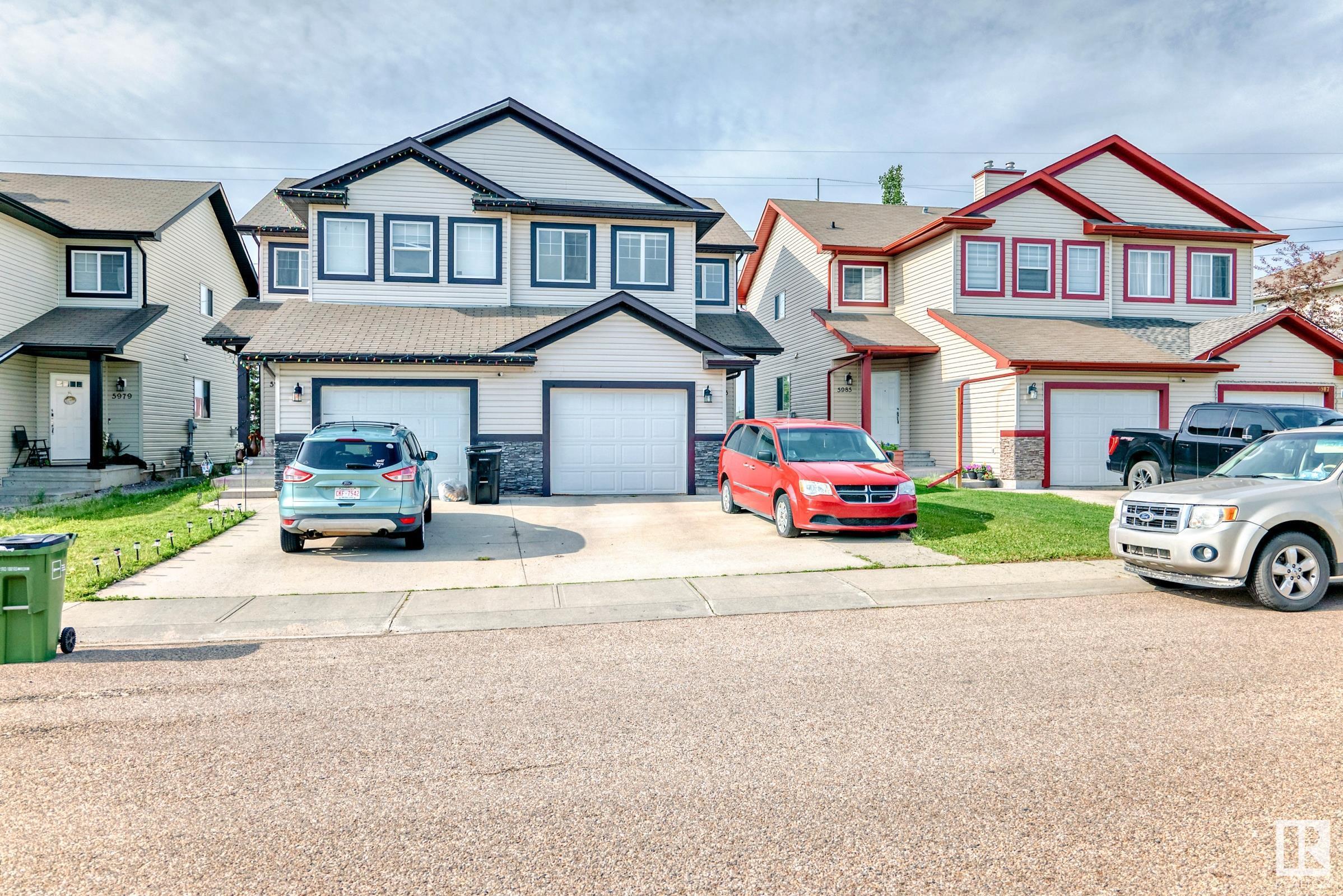 5983 164 Avenue, Edmonton, Alberta, T5Y 0G4