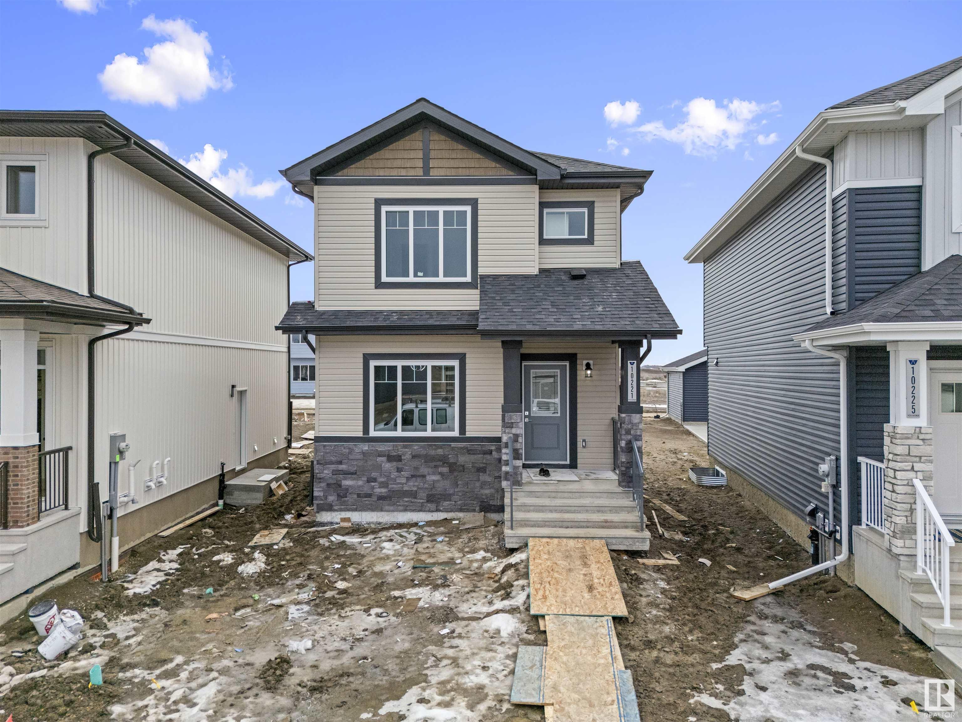 10233 92a Avenue, Morinville, Alberta, T8R 2R4