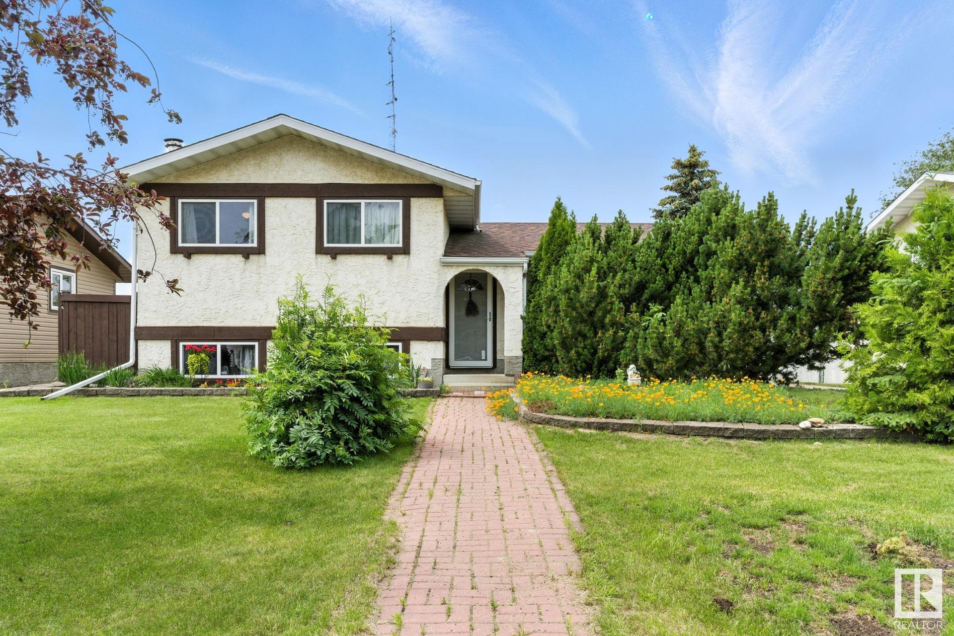 9608 98a Street, Morinville, Alberta, T8R 1H2