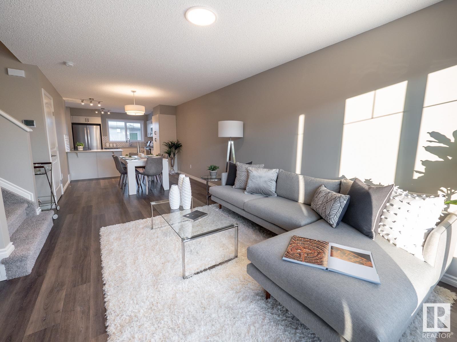 187 Griesbach Road, Edmonton, Alberta, T5E 2K1