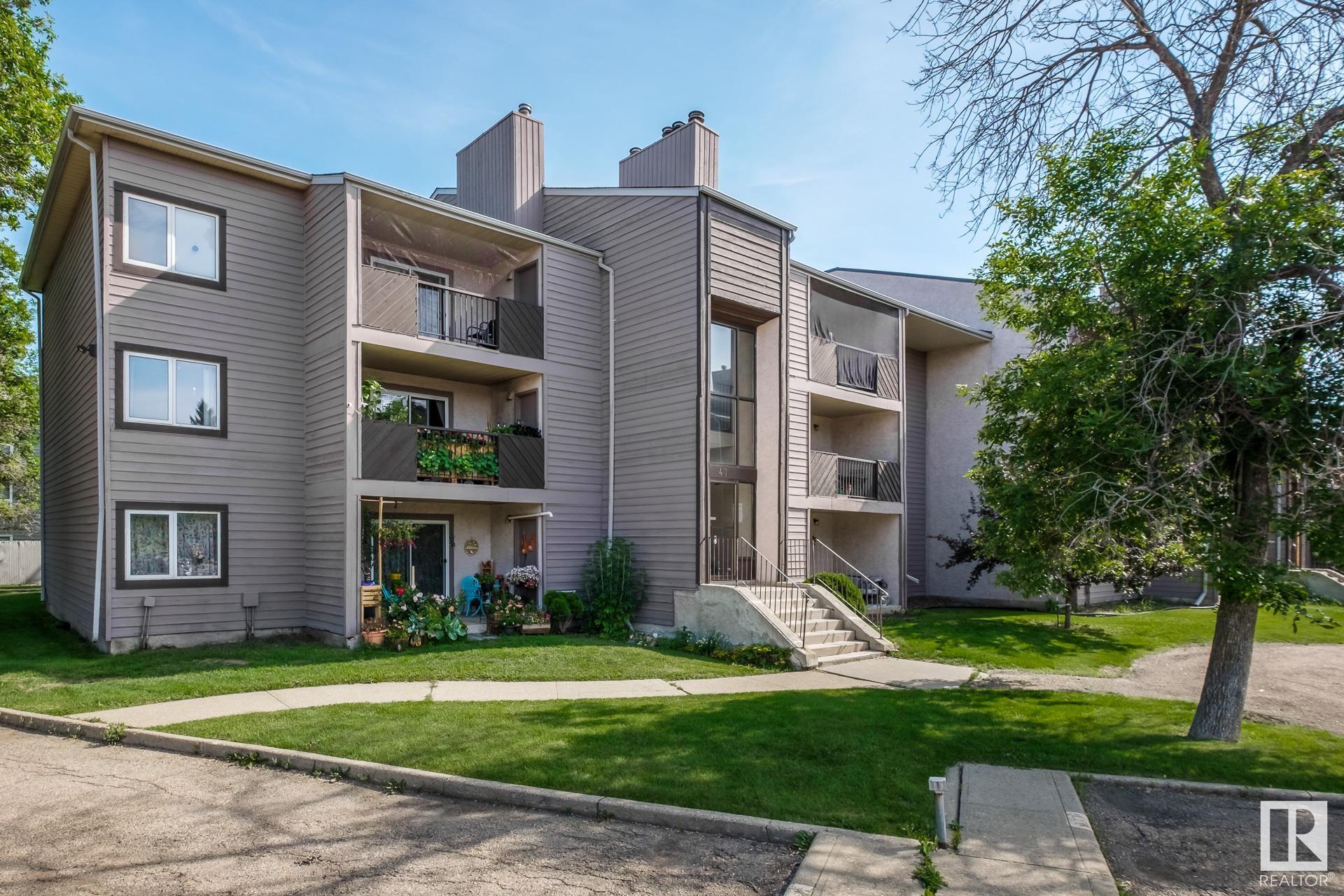 102 47 Akins Drive, St. Albert, Alberta, T8N 3M6